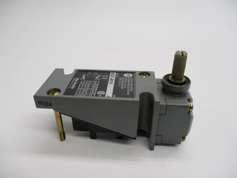 ALLEN BRADLEY 802T-APJ1 SER. J UNMP