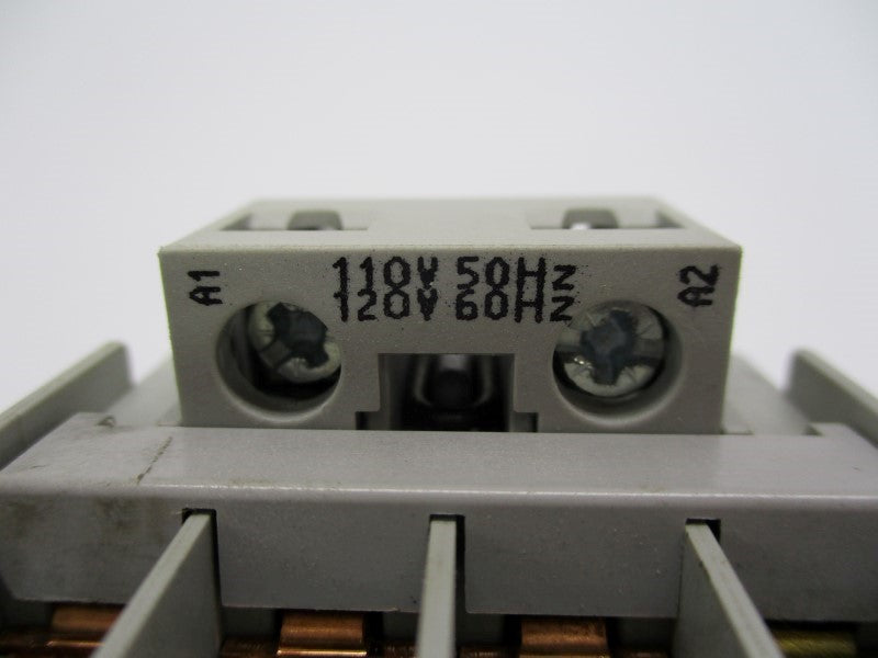 ALLEN BRADLEY 100-C23D10 SER. C  110/120V UNMP