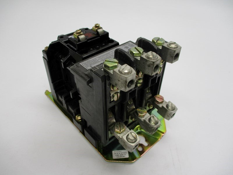 ALLEN BRADLEY 500L-COD93 SER. B 120V 60A UNMP