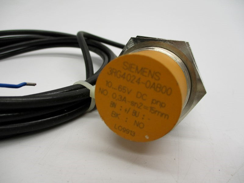SIEMENS 3RG4024-0AB00 NSNP