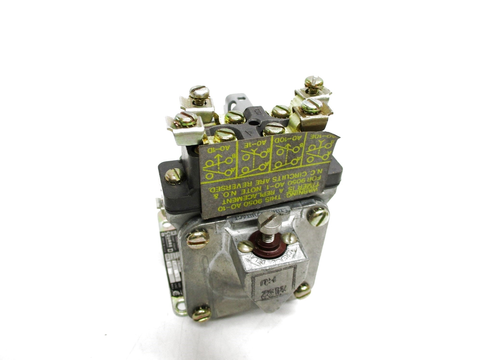 SQUARE D 9050AO10E SER. A 24V UNMP