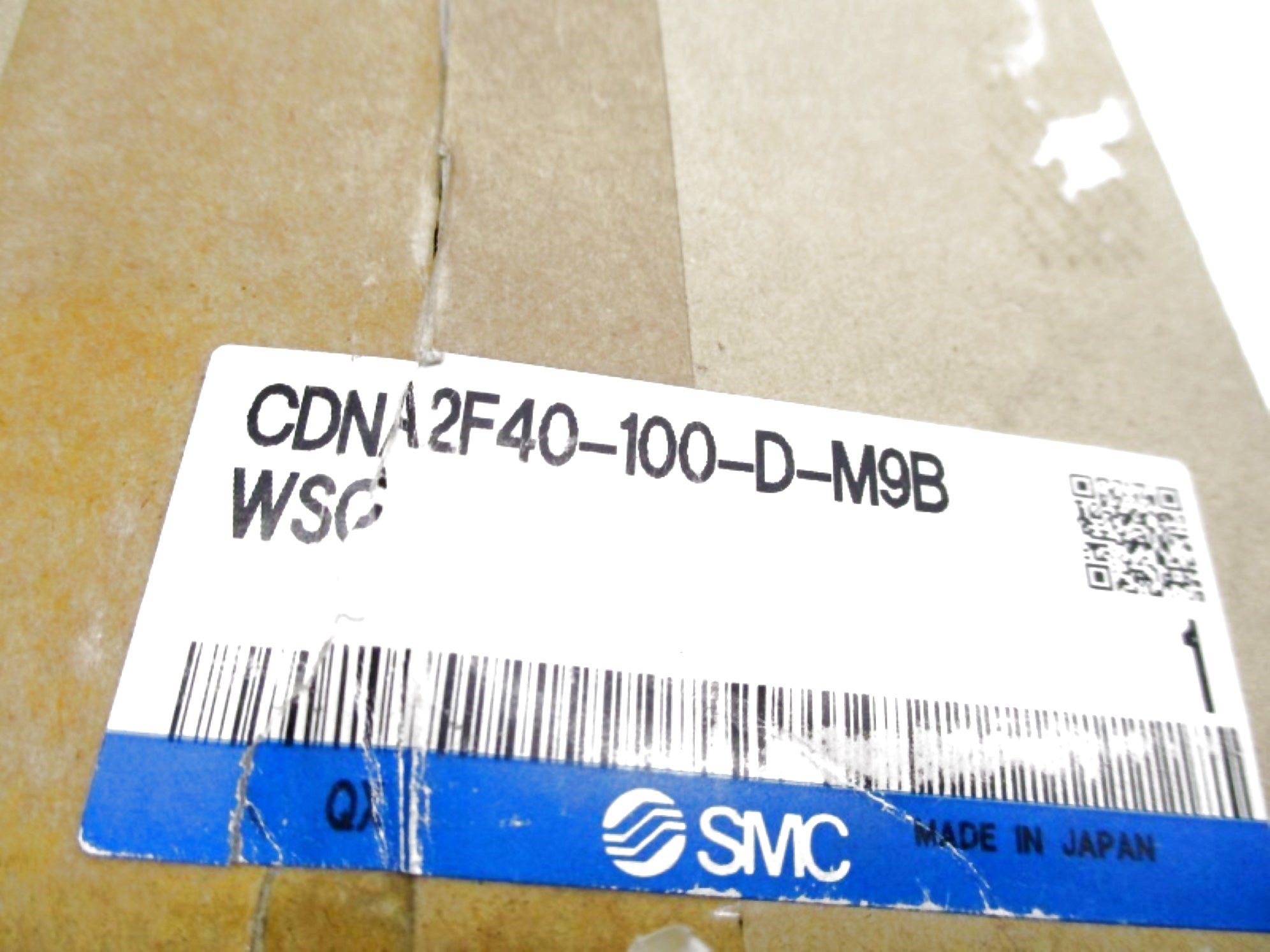 SMC CDNA2F40-100-D-M9BWSC NSMP