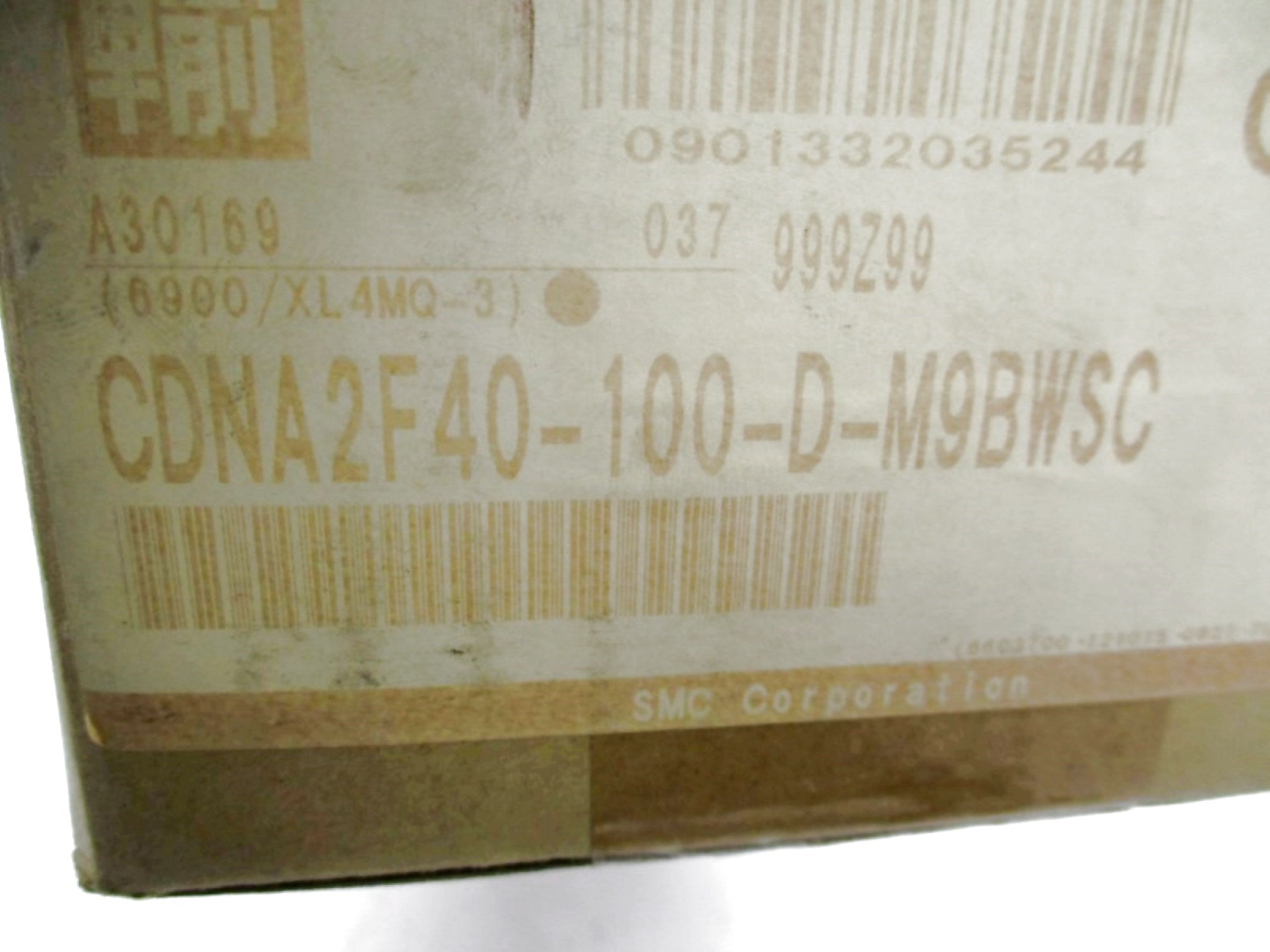 SMC CDNA2F40-100-D-M9BWSC NSMP