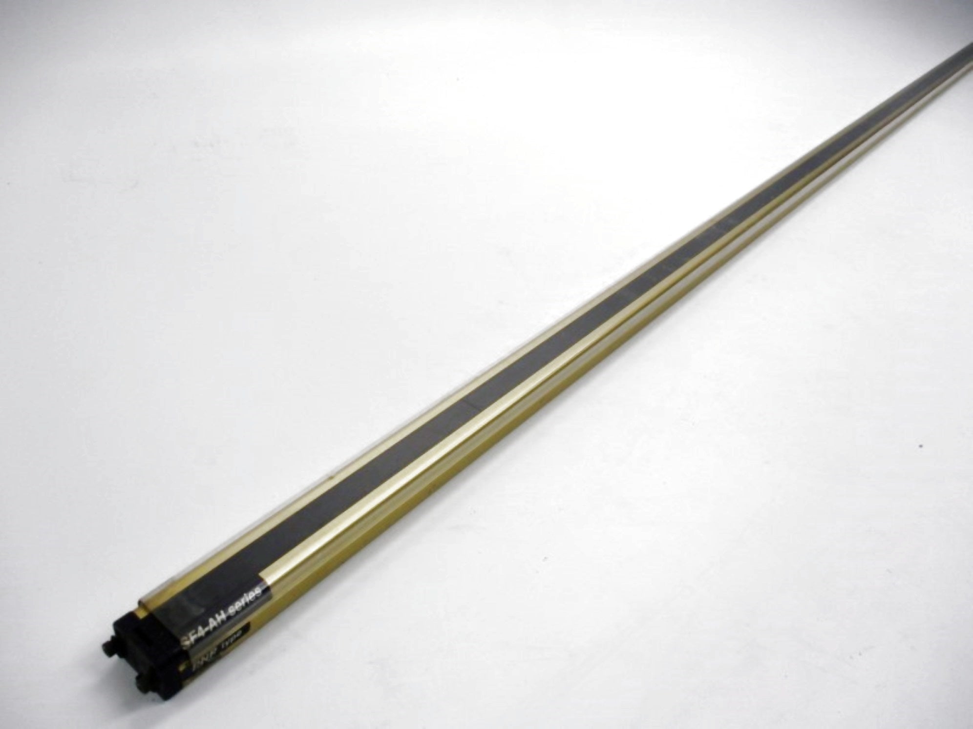 SUNX SF4-AH80-T UNMP
