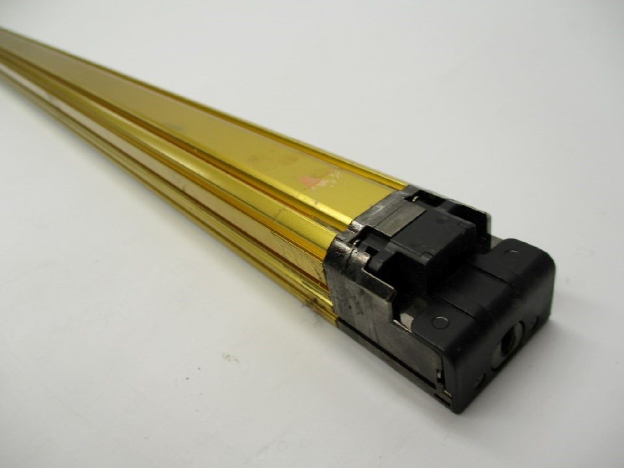 OMRON F3SJ-A1385P20-D UNMP