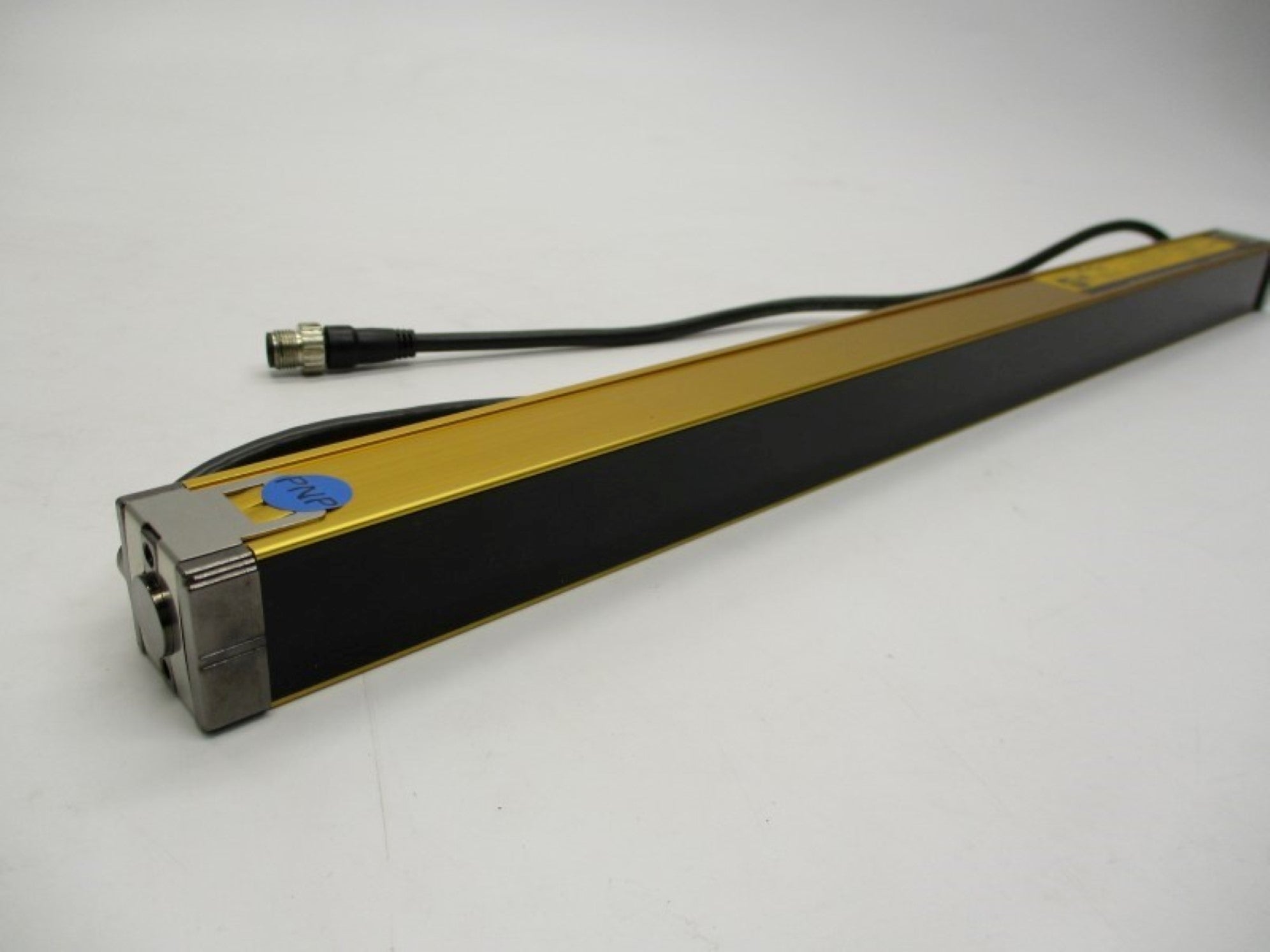 OMRON F3SN-A0472P25-D-04TS NSNP