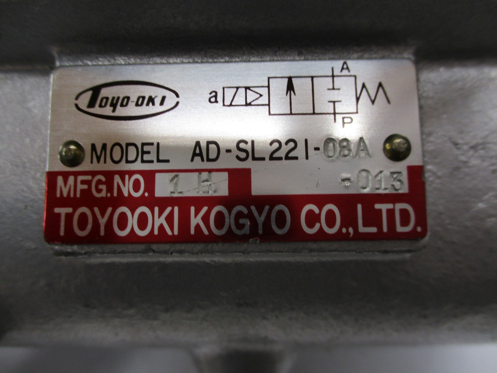 TOYOOKI KOGYO AD-SL221-08A-013 110VAC NSNP