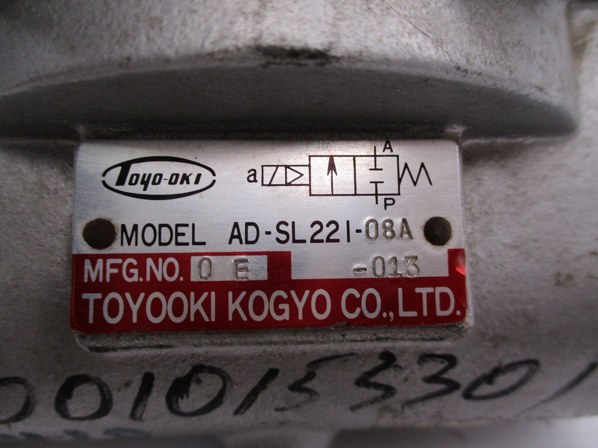 TOYOOKI KOGYO AD-SL221-08A-013 (AS PICTURED) UNMP