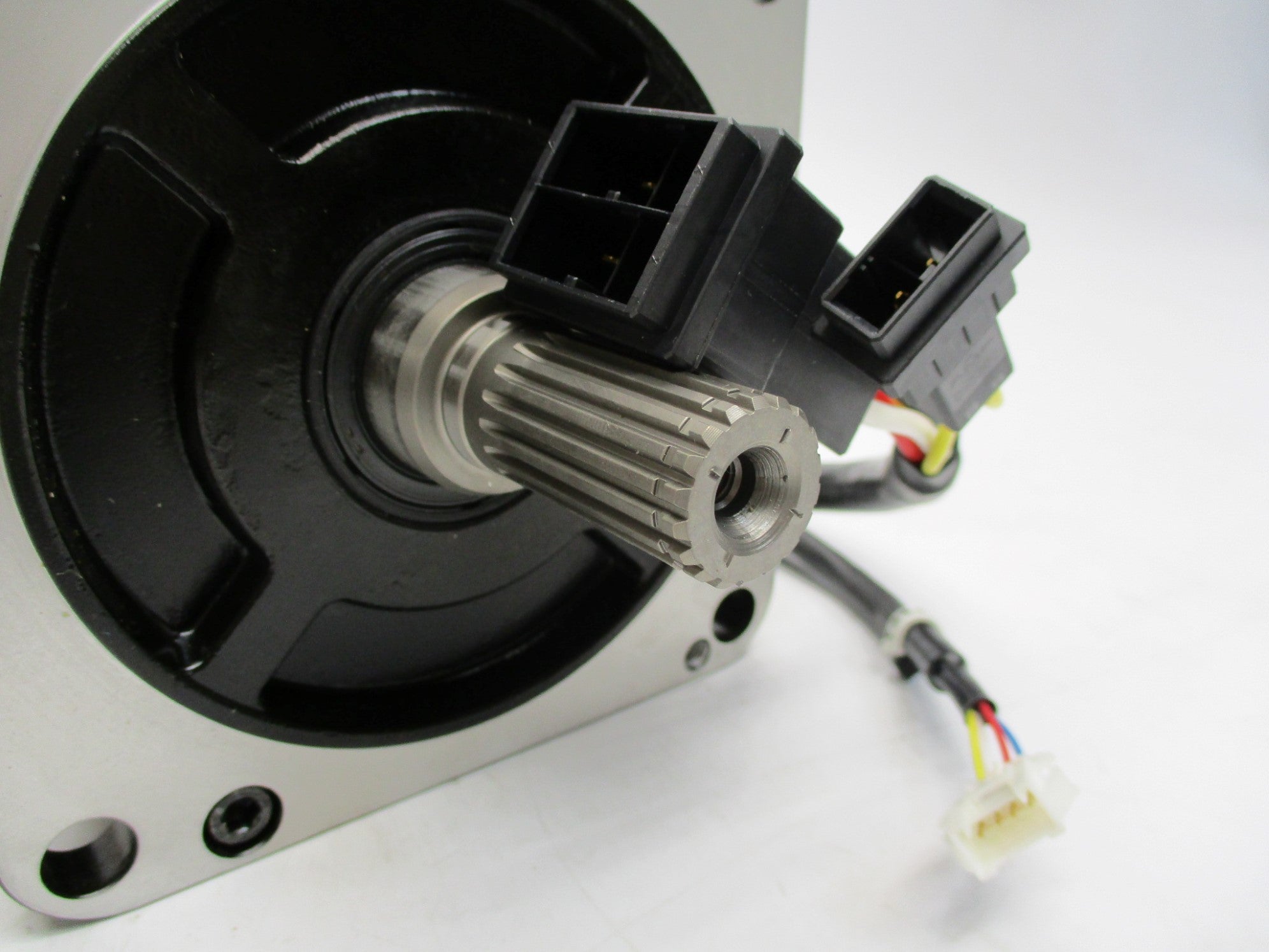 SANYO DENKI P60B13200LCPUD NSMP