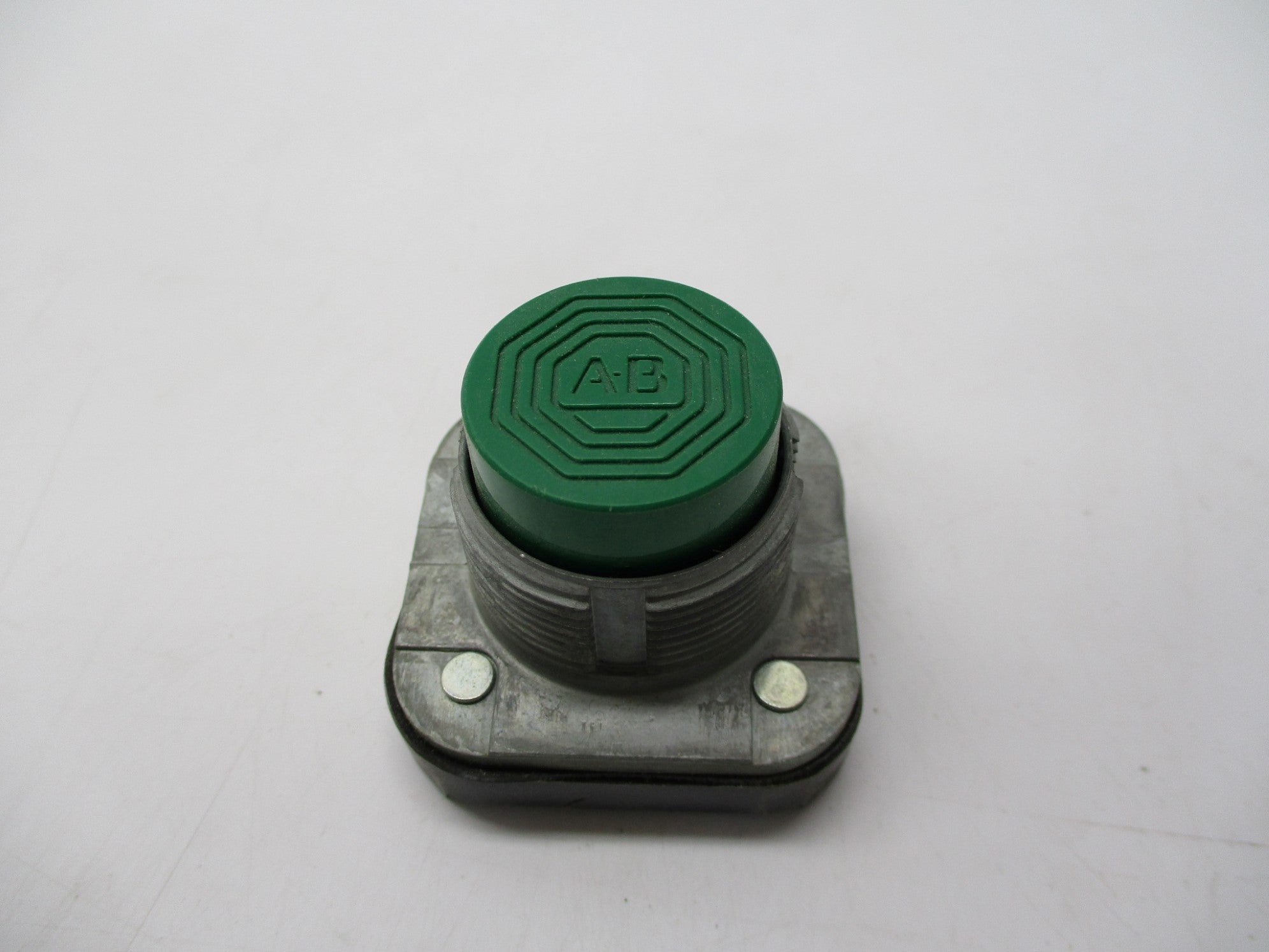 ALLEN BRADLEY 800T-B1 SER. T (AS PICTURED) NSNP