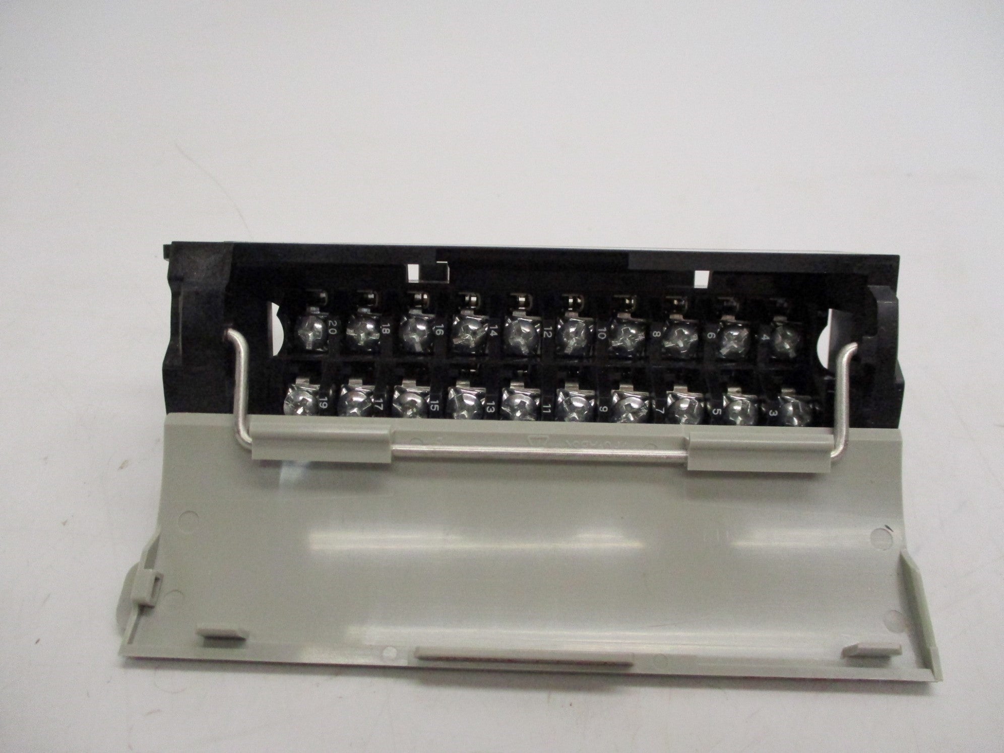 ALLEN BRADLEY 1756-TBNH SER. A (WH) NSMP