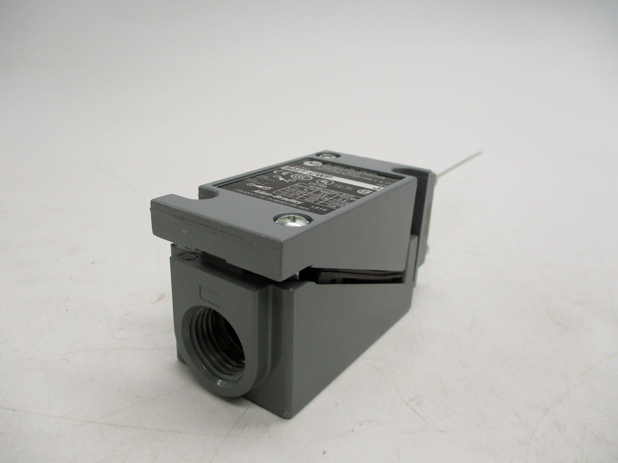 ALLEN BRADLEY 802T-CWP SER. J (WH) NSMP