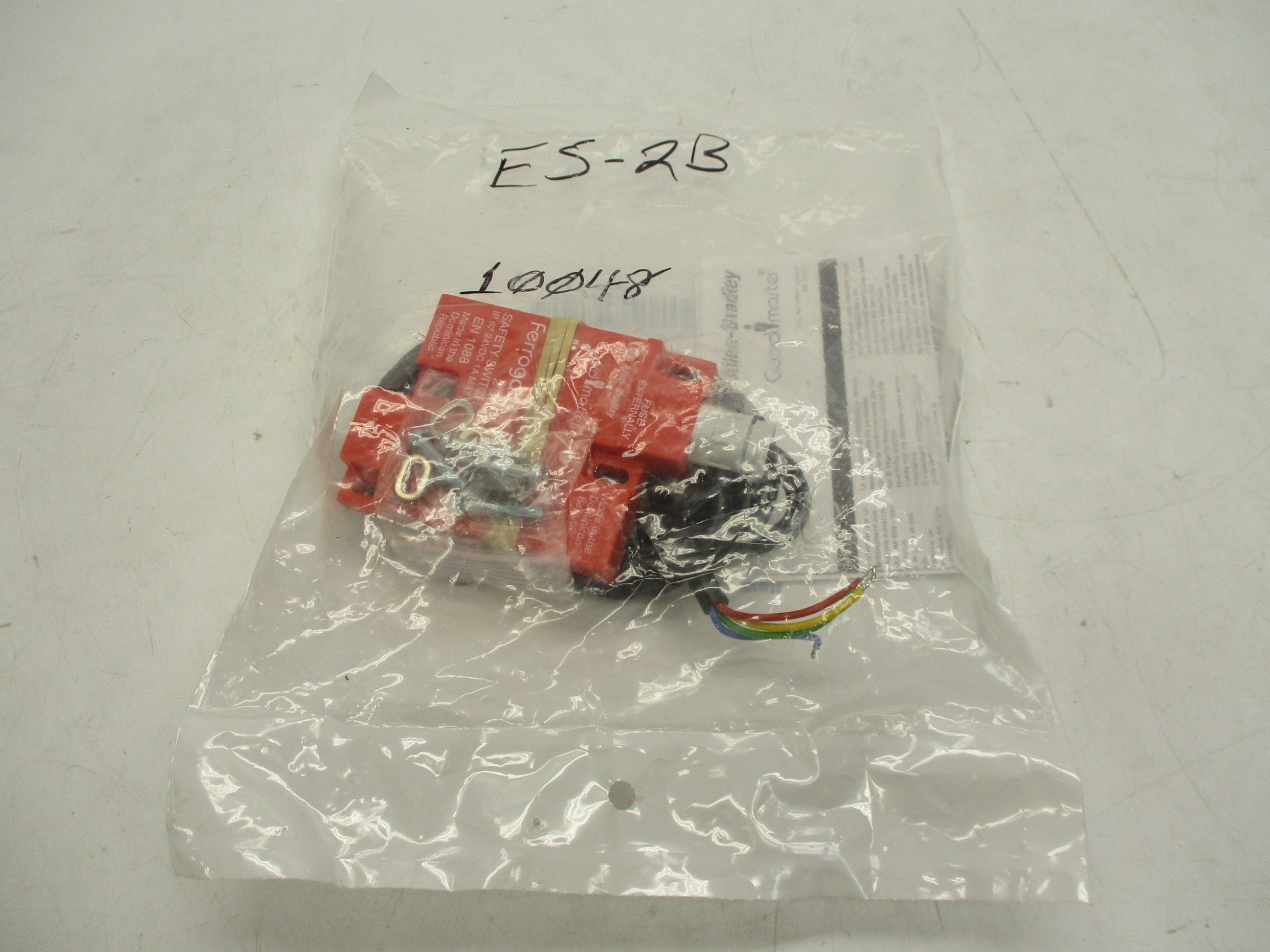 ALLEN BRADLEY 440N-G02092 SER. B (WH) NSMP
