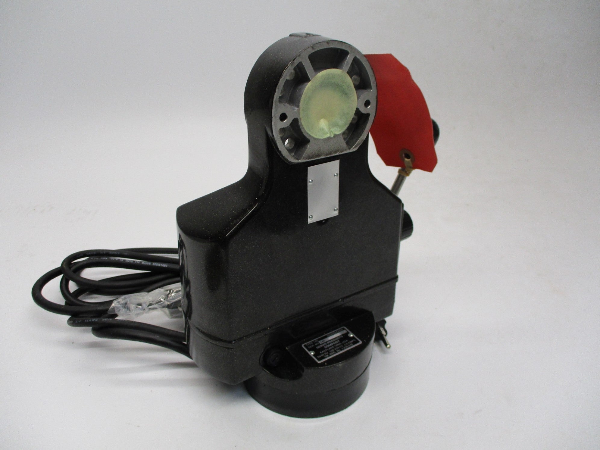 SERVO 140-476685 NSMP