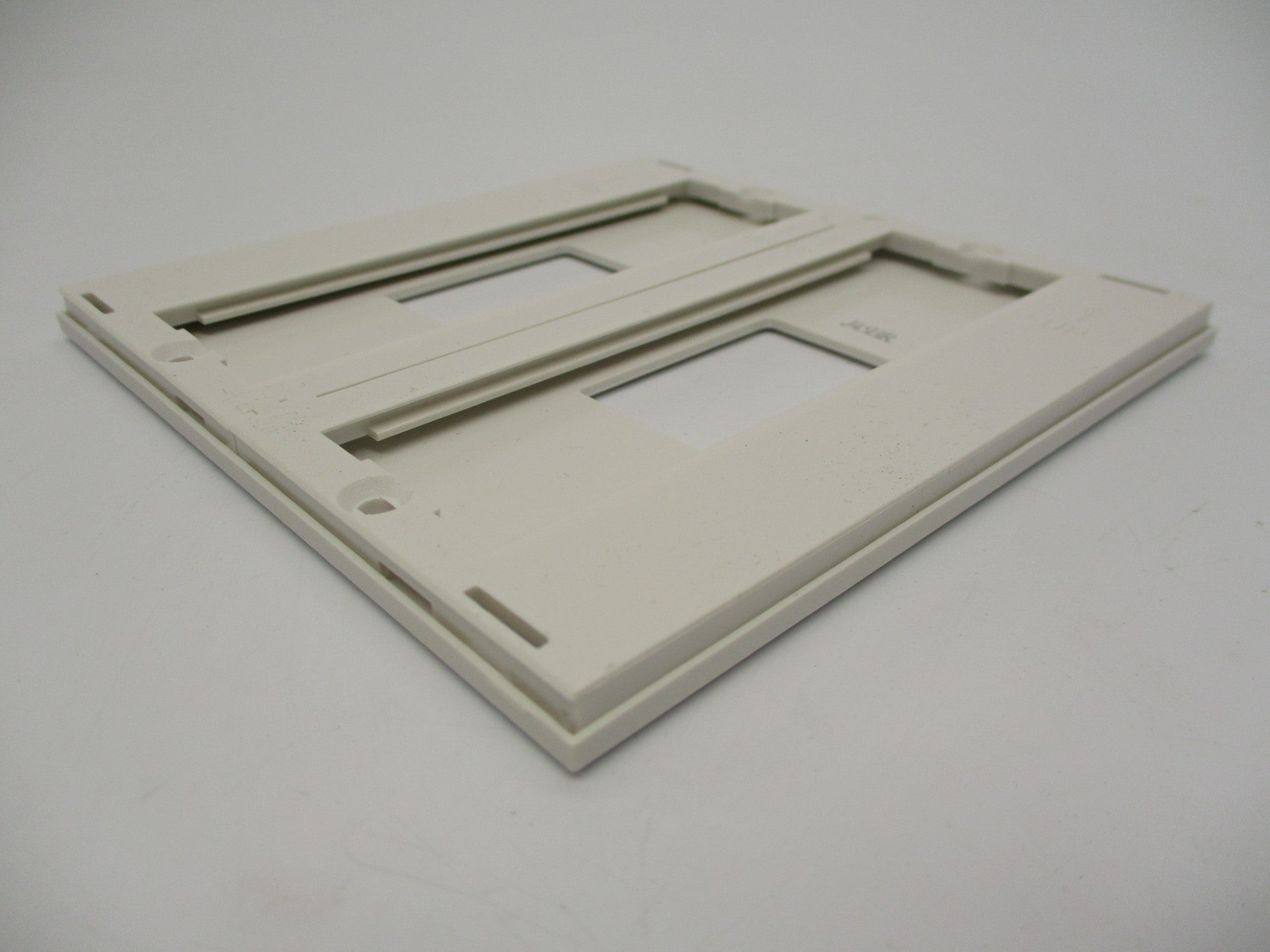 LUTRON VWP-2-WH NSMP
