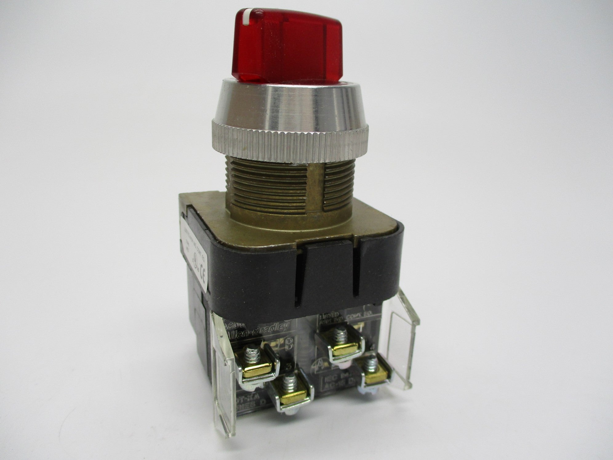 INDUSTRIAL SPARE PART 800T-16HR2KB6AX SER. U 120V (WH) NSMP
