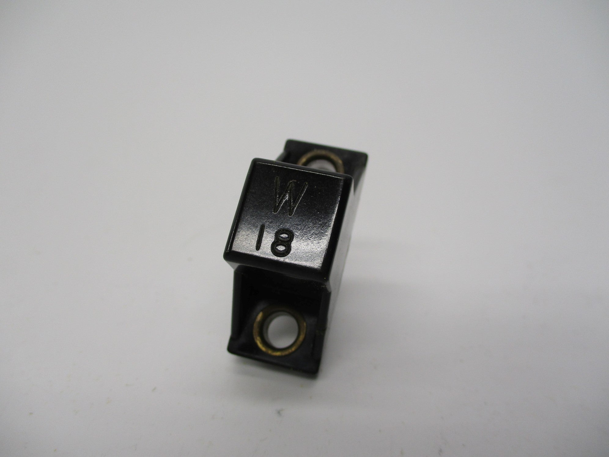 INDUSTRIAL SPARE PART W18 (BK/YL) NSMP