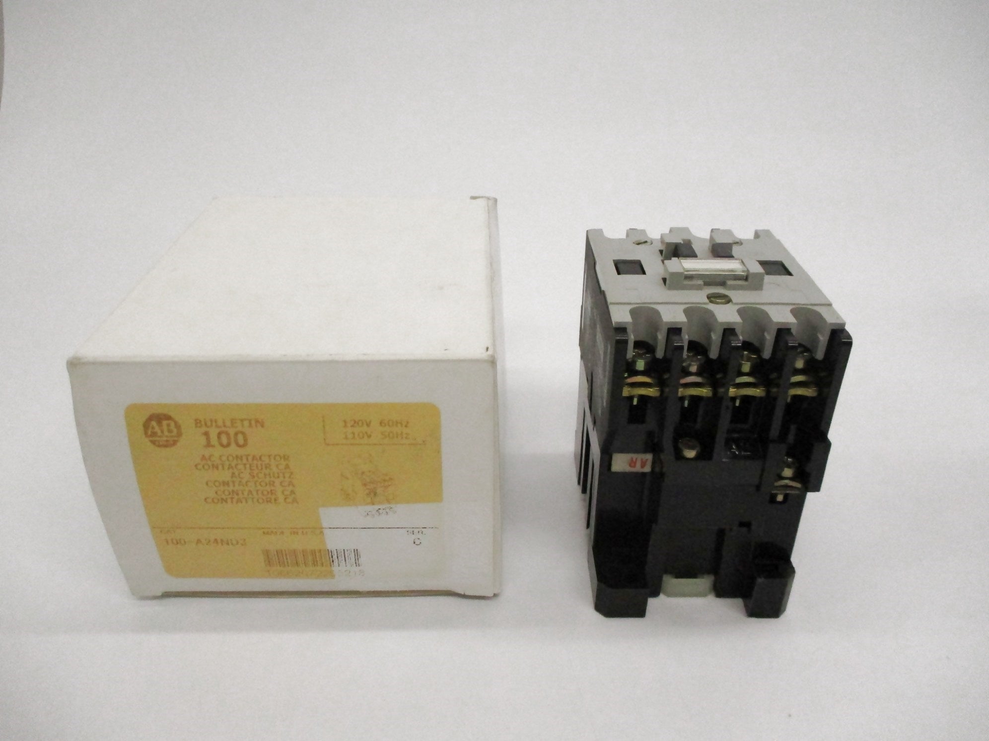 ALLEN BRADLEY 100-A24ND3 SER. C 120V (WH) NSMP