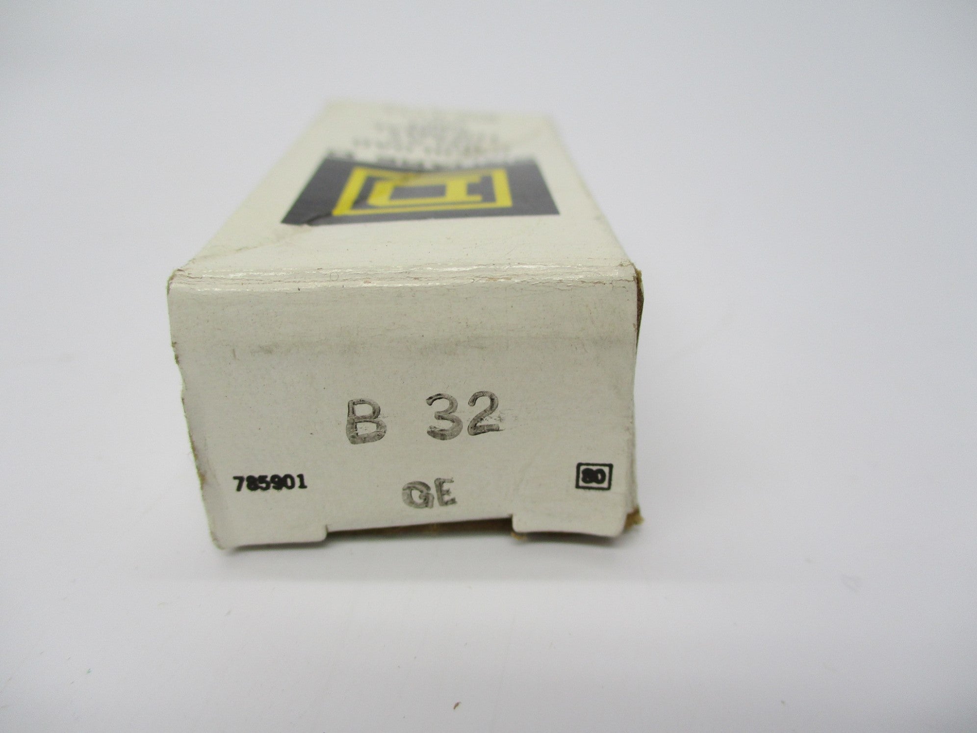 SQUARE D B32 NSMP