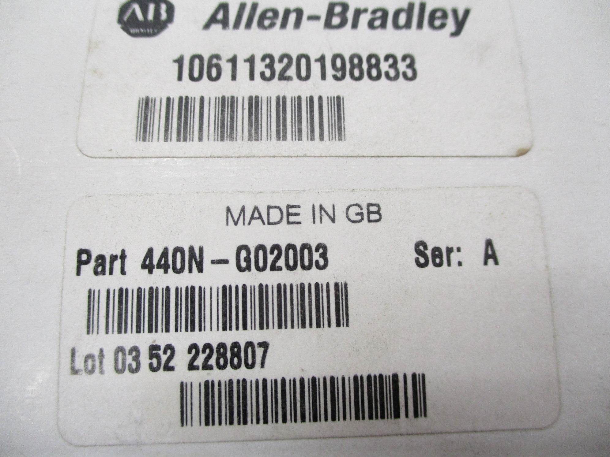 ALLEN BRADLEY 440N-G02003 SER. A (WH) NSMP