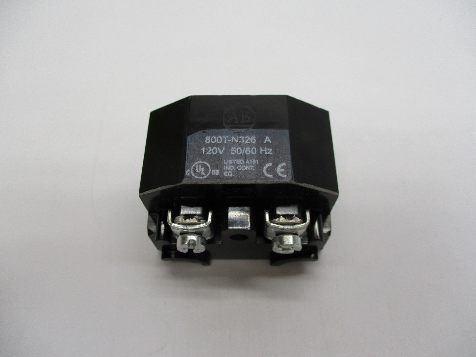 ALLEN BRADLEY 800T-N326 SER. A 120V NSMP