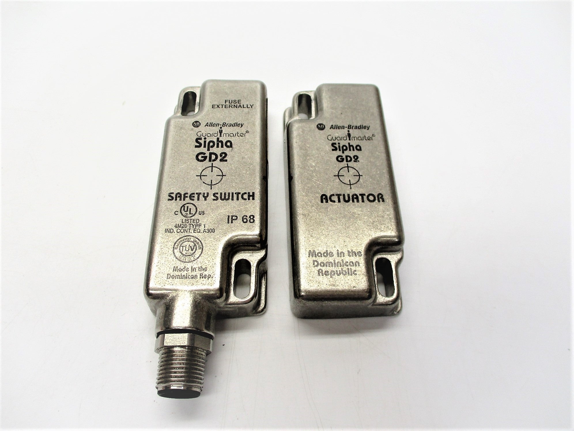 ALLEN BRADLEY 440N-S32047 SER. A NSNP