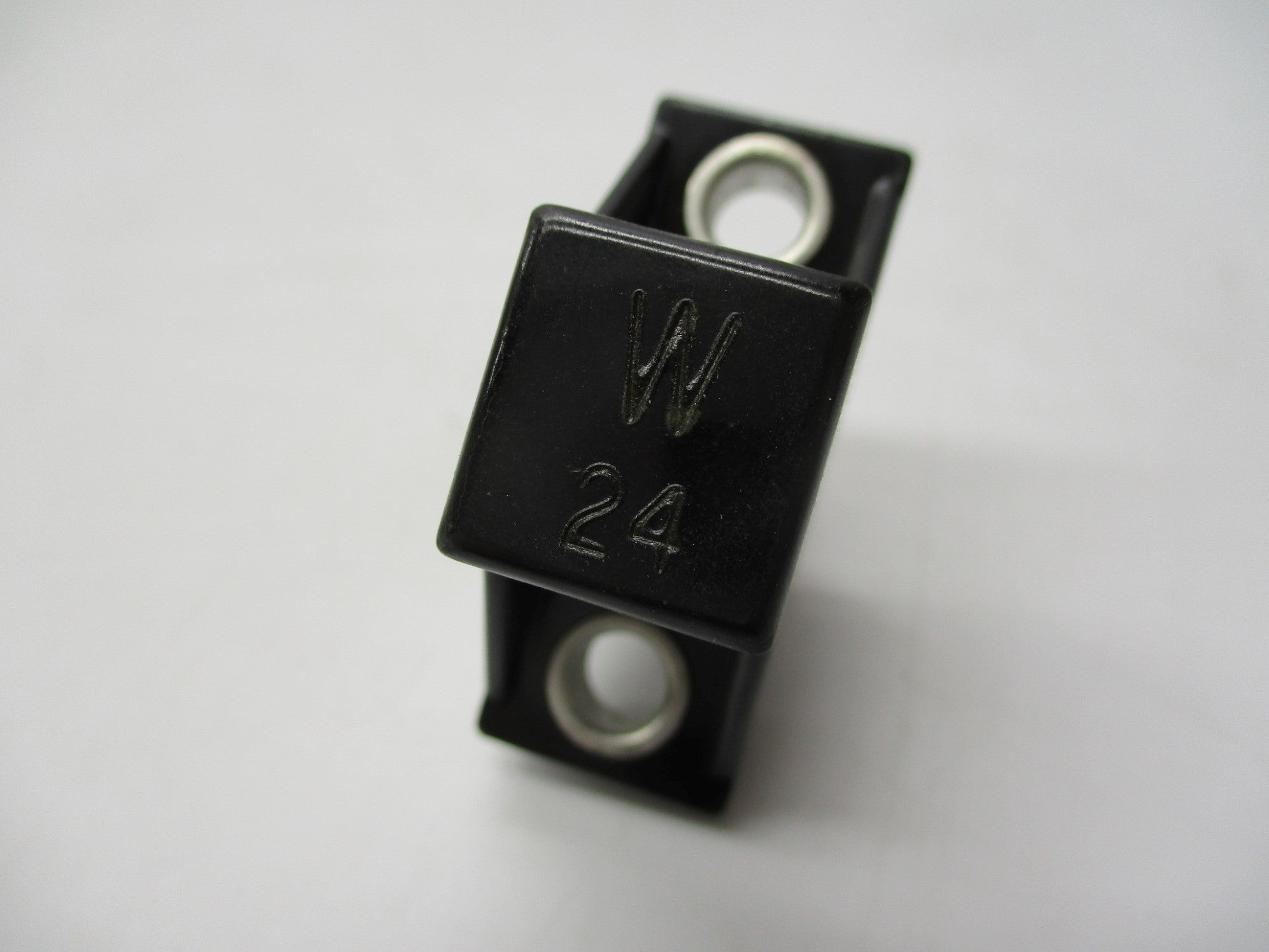 INDUSTRIAL SPARE PART W24 (WH) NSMP