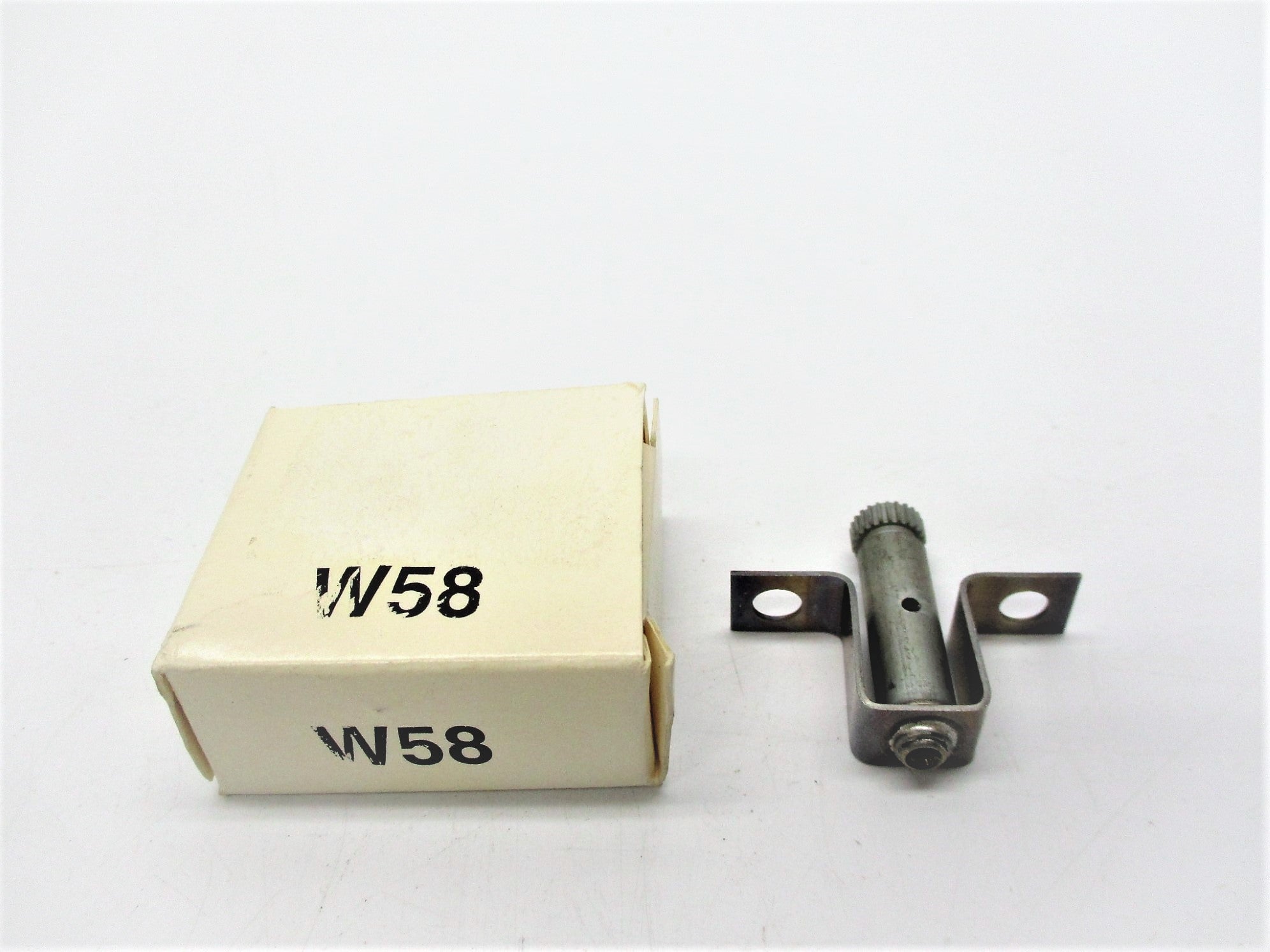 ALLEN BRADLEY W58 (WH) (AS PICTURED) NSMP