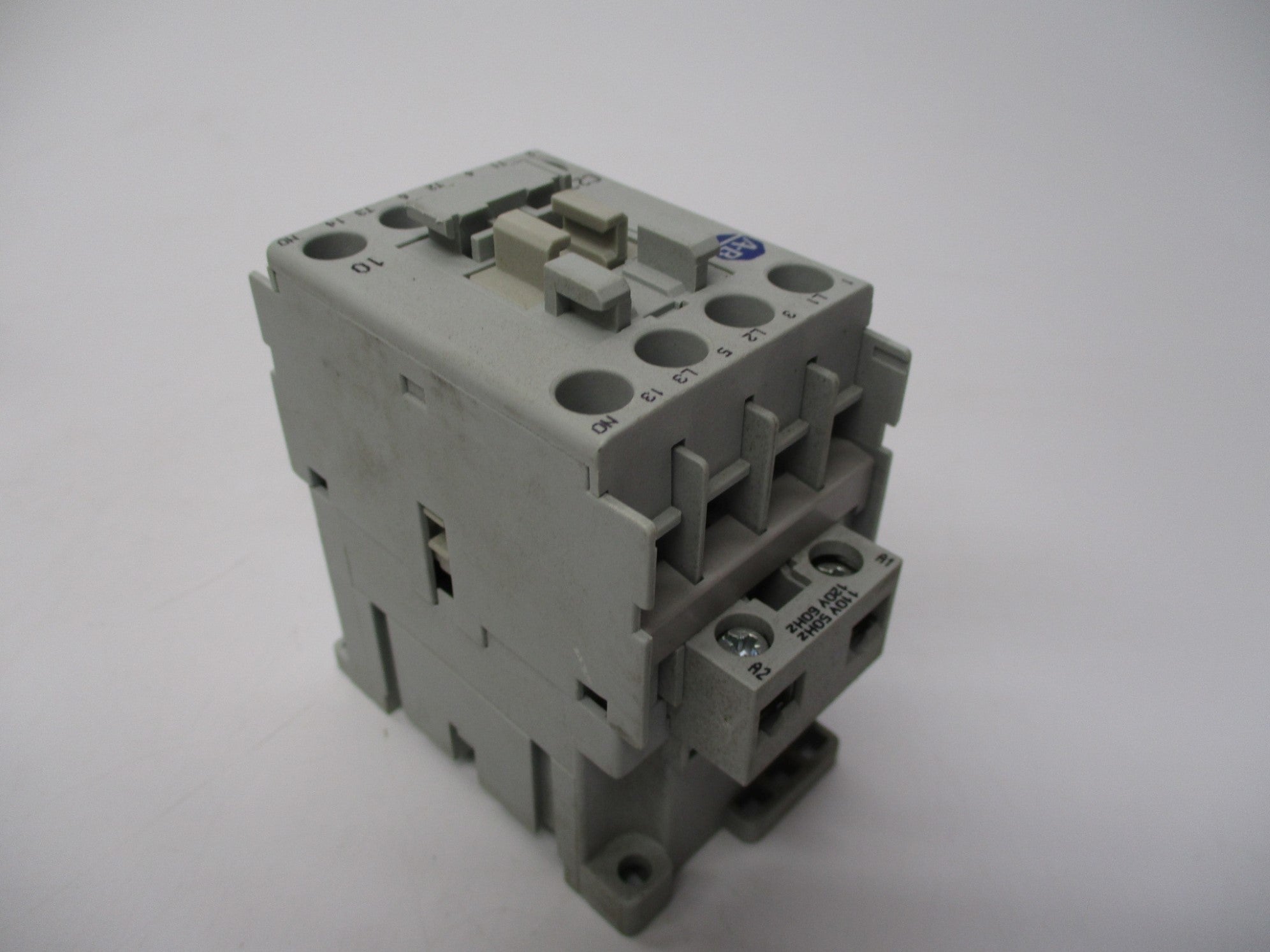 ALLEN BRADLEY 100-C23D10 SER. C (BR/WH) 110/120V NSMP