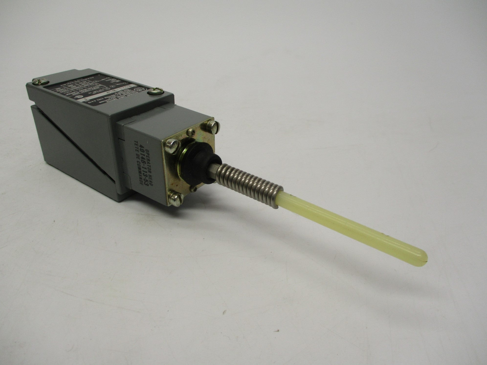 ALLEN BRADLEY 802T-WSP SER. F (BK/GD) NSMP