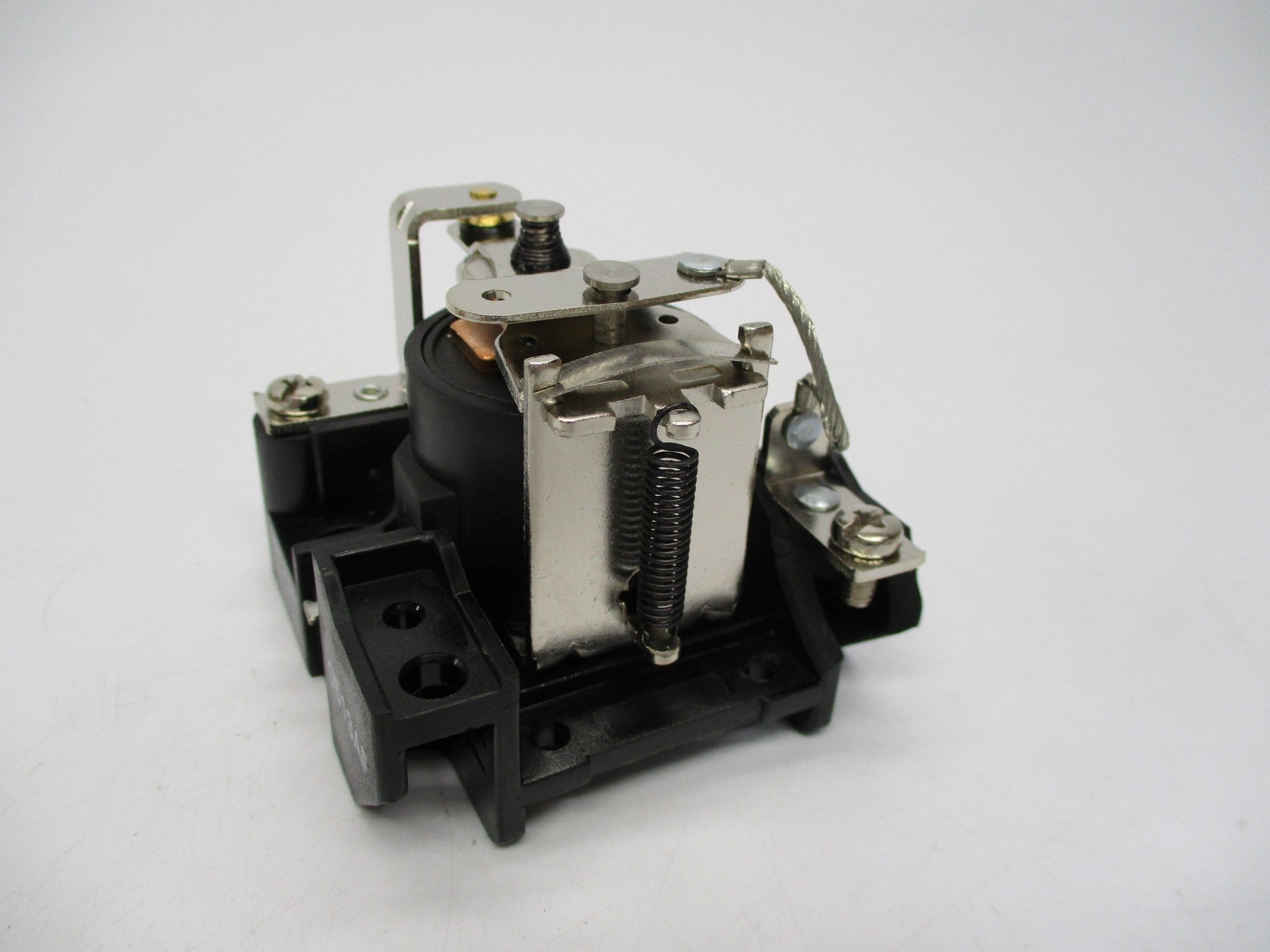 SQUARE D 8501CO15V14 SER. D 24V (AS PICTURED) NSMP