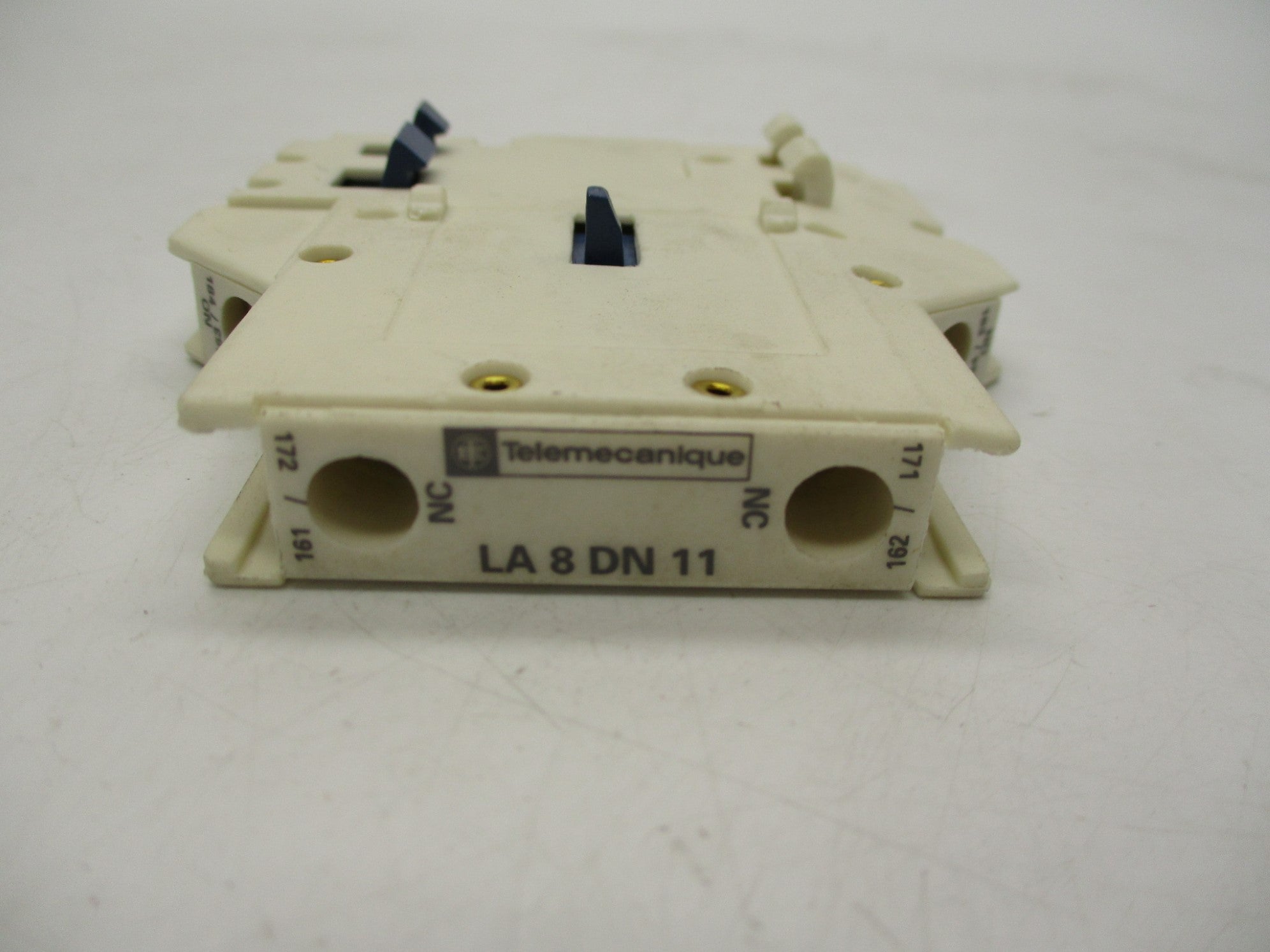 TELEMECANIQUE LA8DN11 NSMP