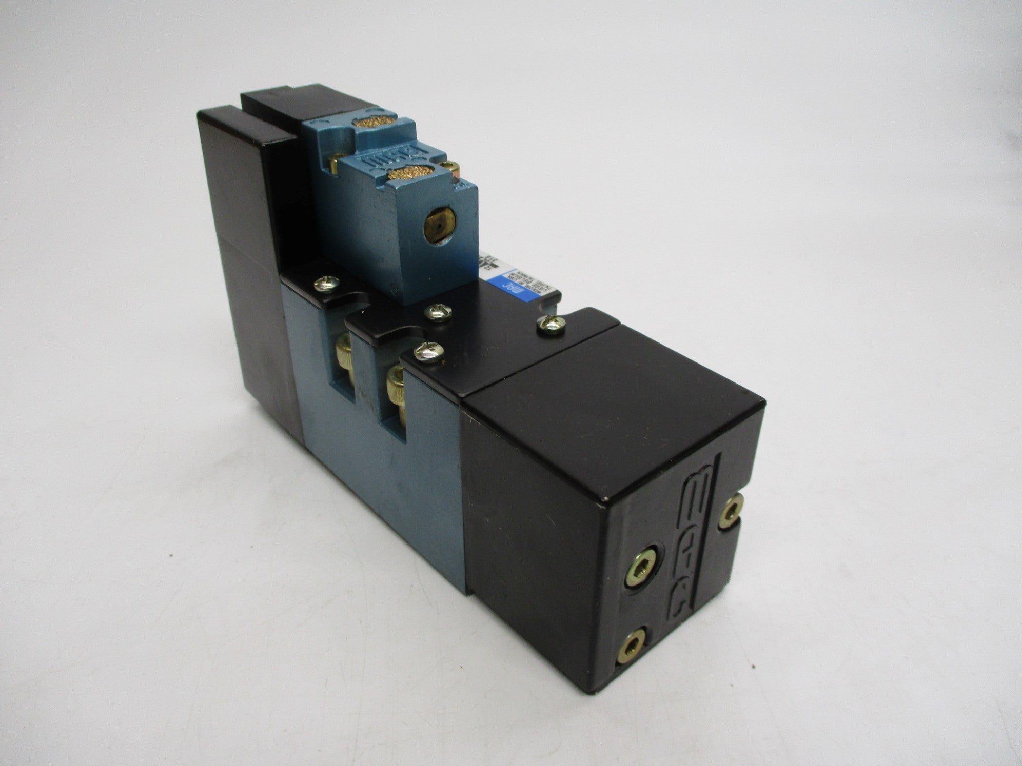 MAC MV-P1A-AAAA-DM-DFFP-2DM 24VDC NSNP