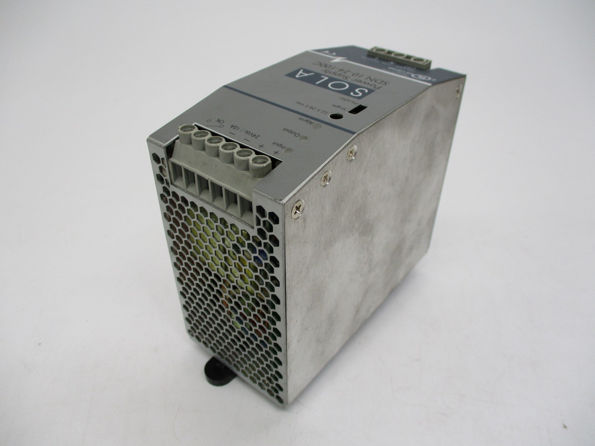 SOLA SDN10-24-100C UNMP