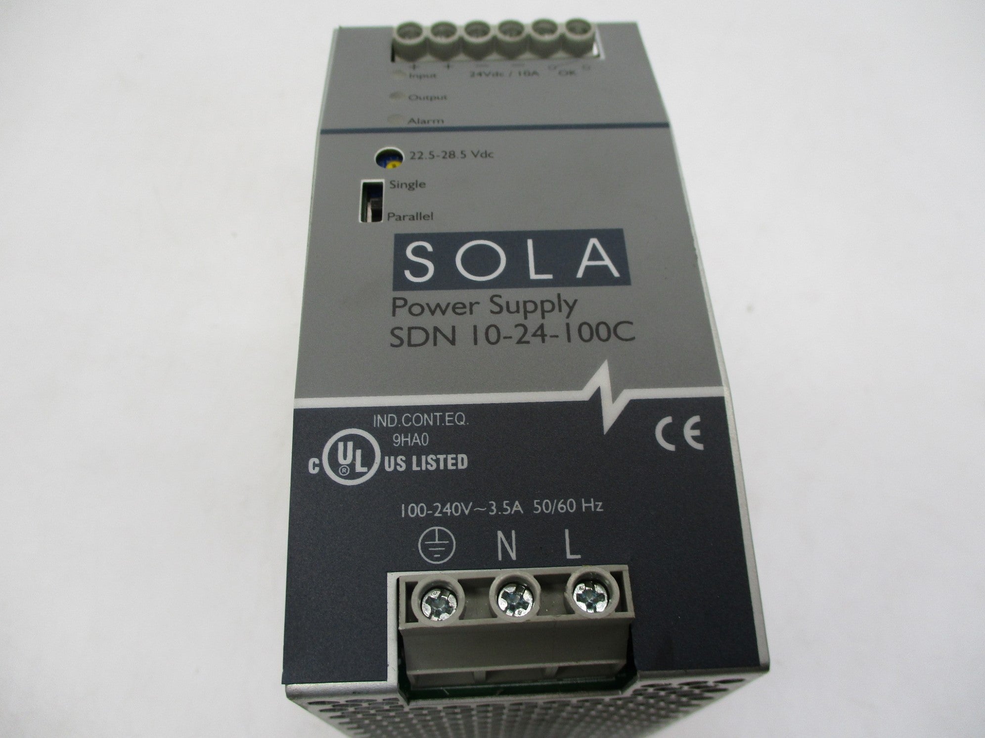 SOLA SDN10-24-100C UNMP