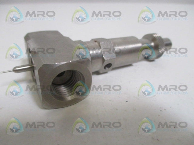 SPRAYING SYSTEMS AIR-ATOM-1/4-J-SS-S SPRAY NOZZEL (AS PICTURED) *USED*
