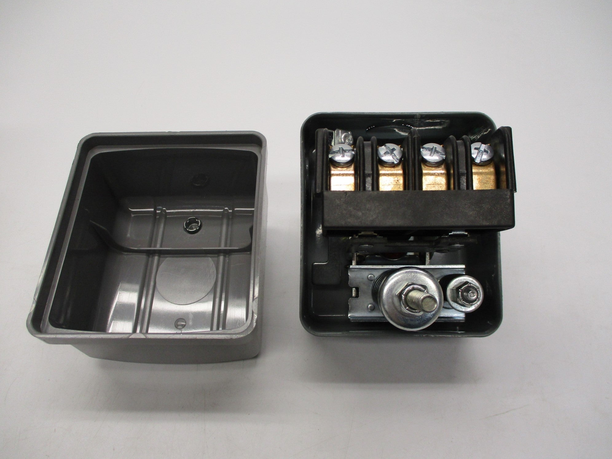 SQUARE D 9013GHG2J53 SER. C 460/675V 100/125PSI NSMP