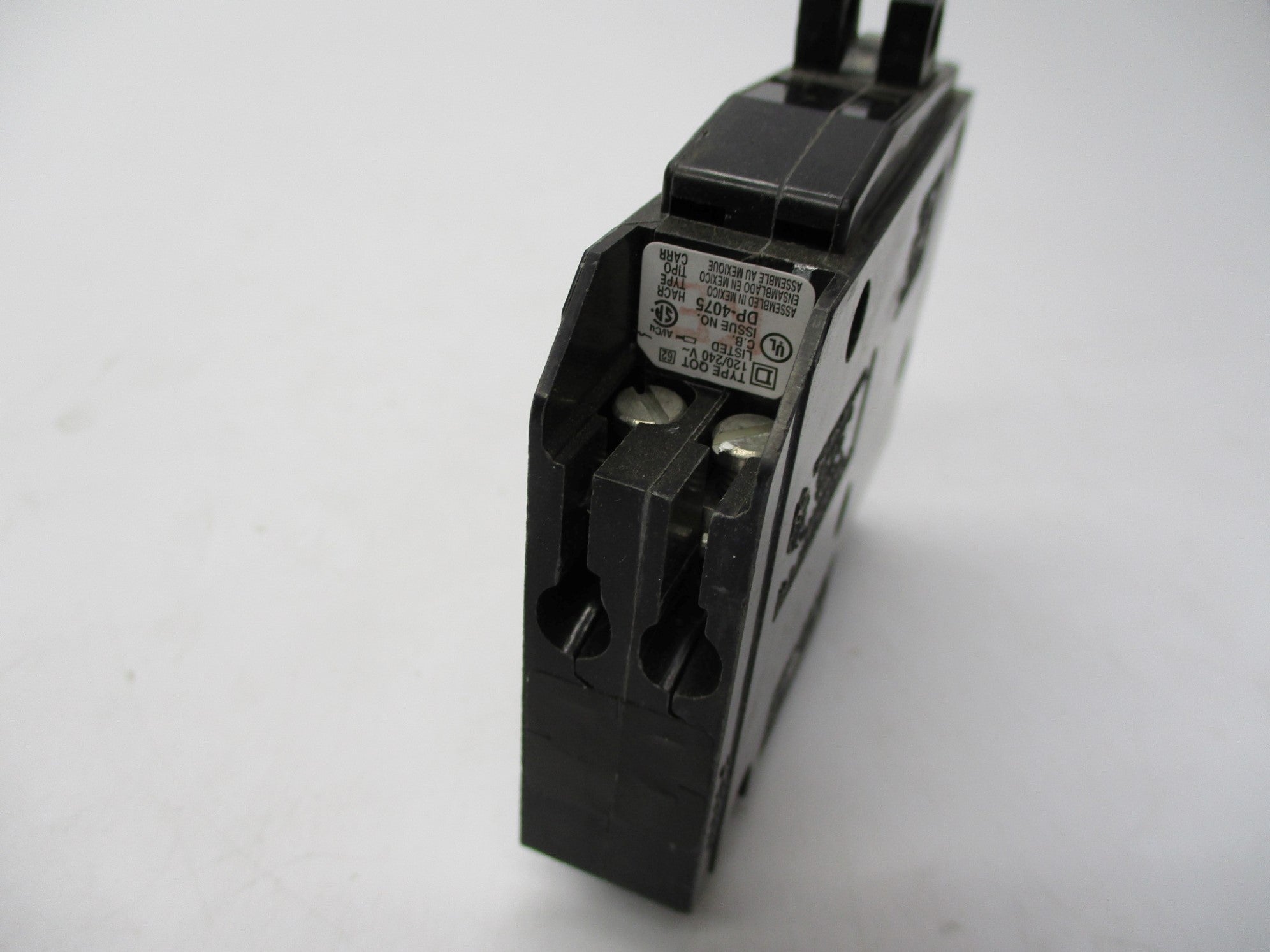 SQUARE D QO1520 15/20A 120/240V NSNP