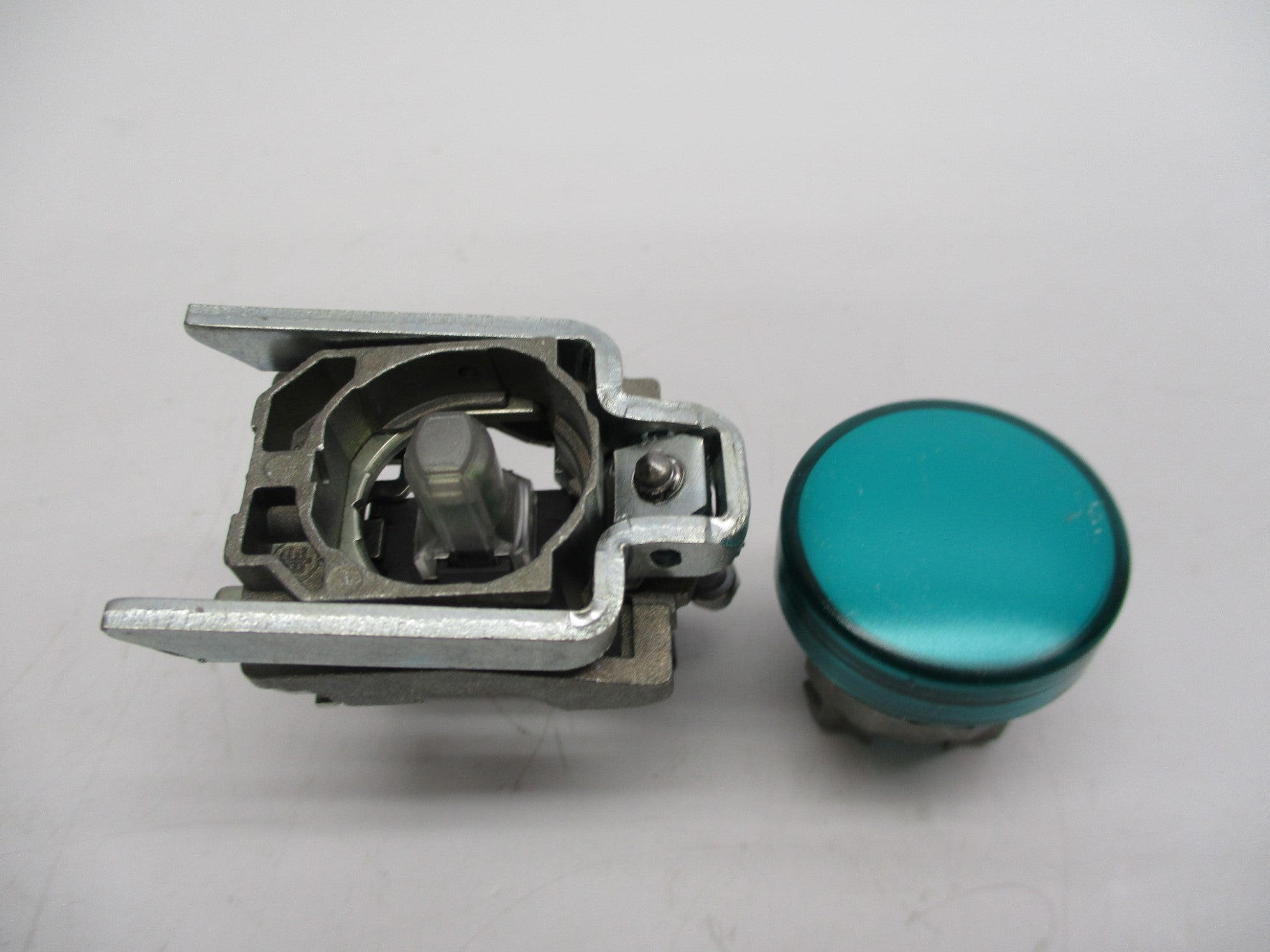 SCHNEIDER ELECTRIC XB4BVG3 NSMP