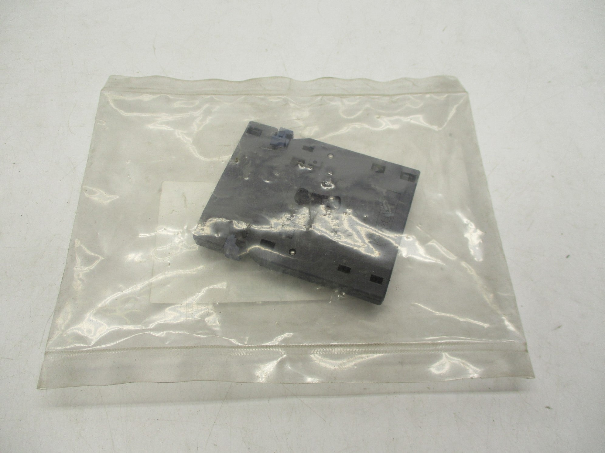 SCHNEIDER ELECTRIC LAD4CM NSMP