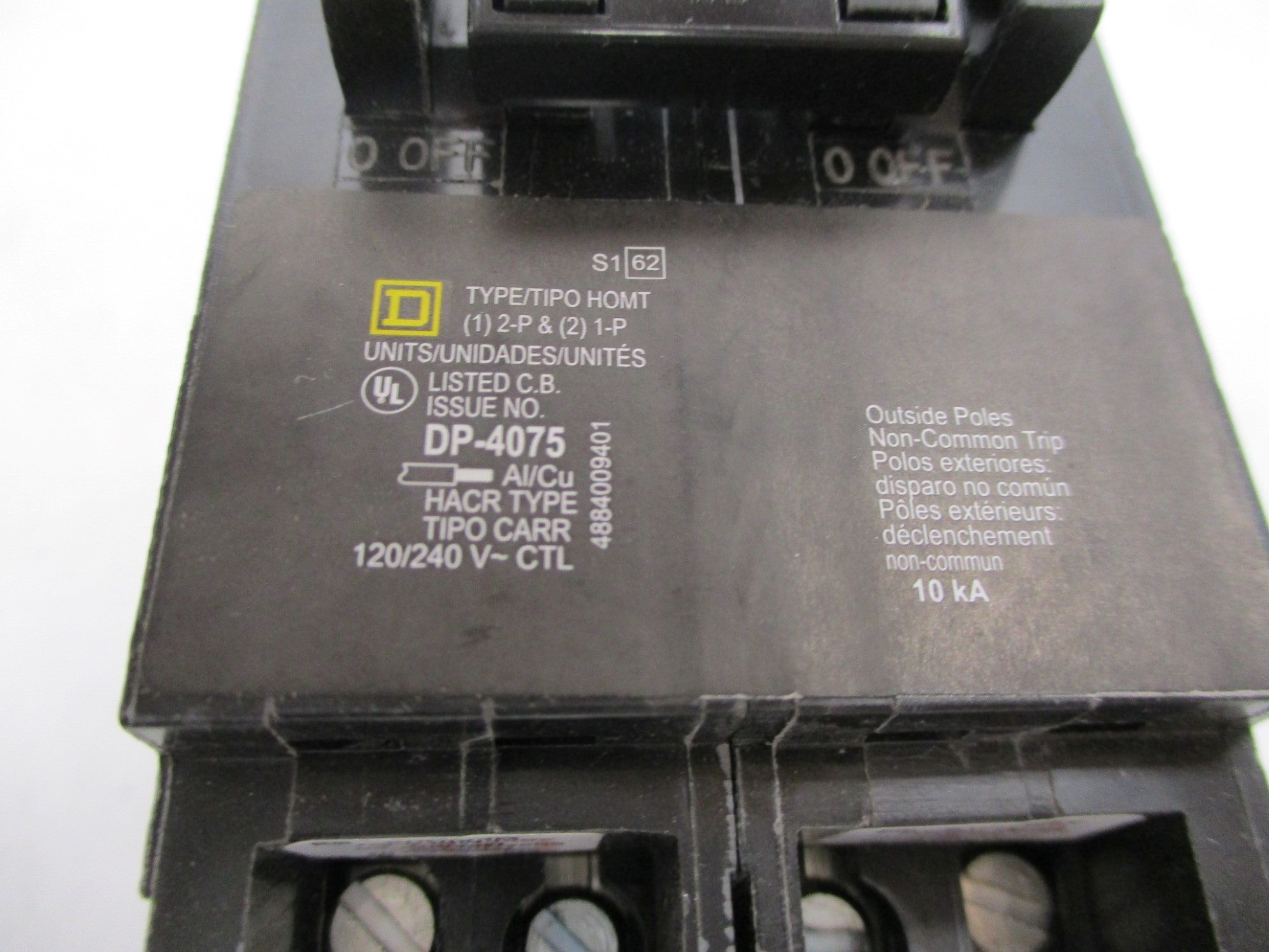 SQUARE D HOMT2020240 20/40A 120/240V NSMP