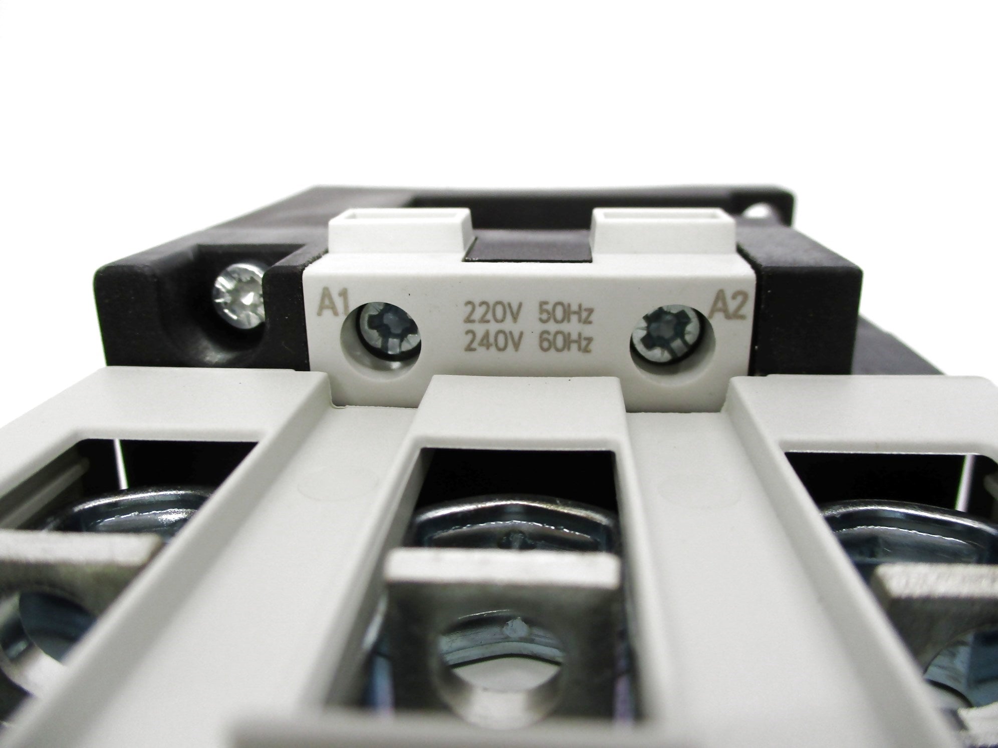 SIEMENS 3RT1044-1AP64 240V NSMP