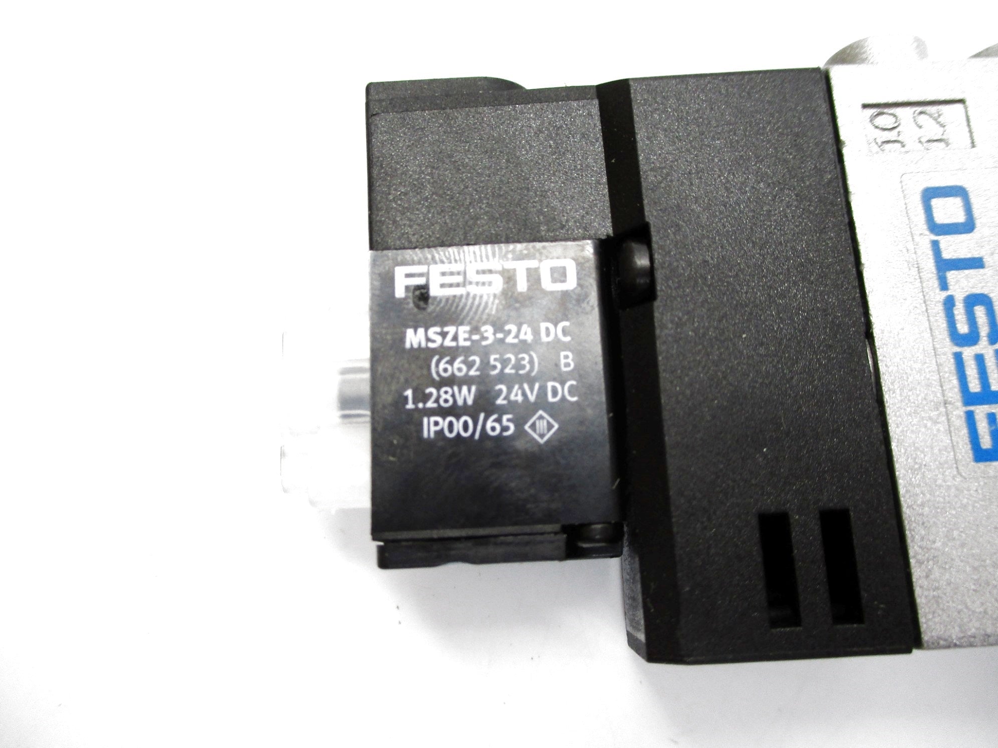 FESTO CPE14-M1BH-3GLS-1/8 24VDC NSMP