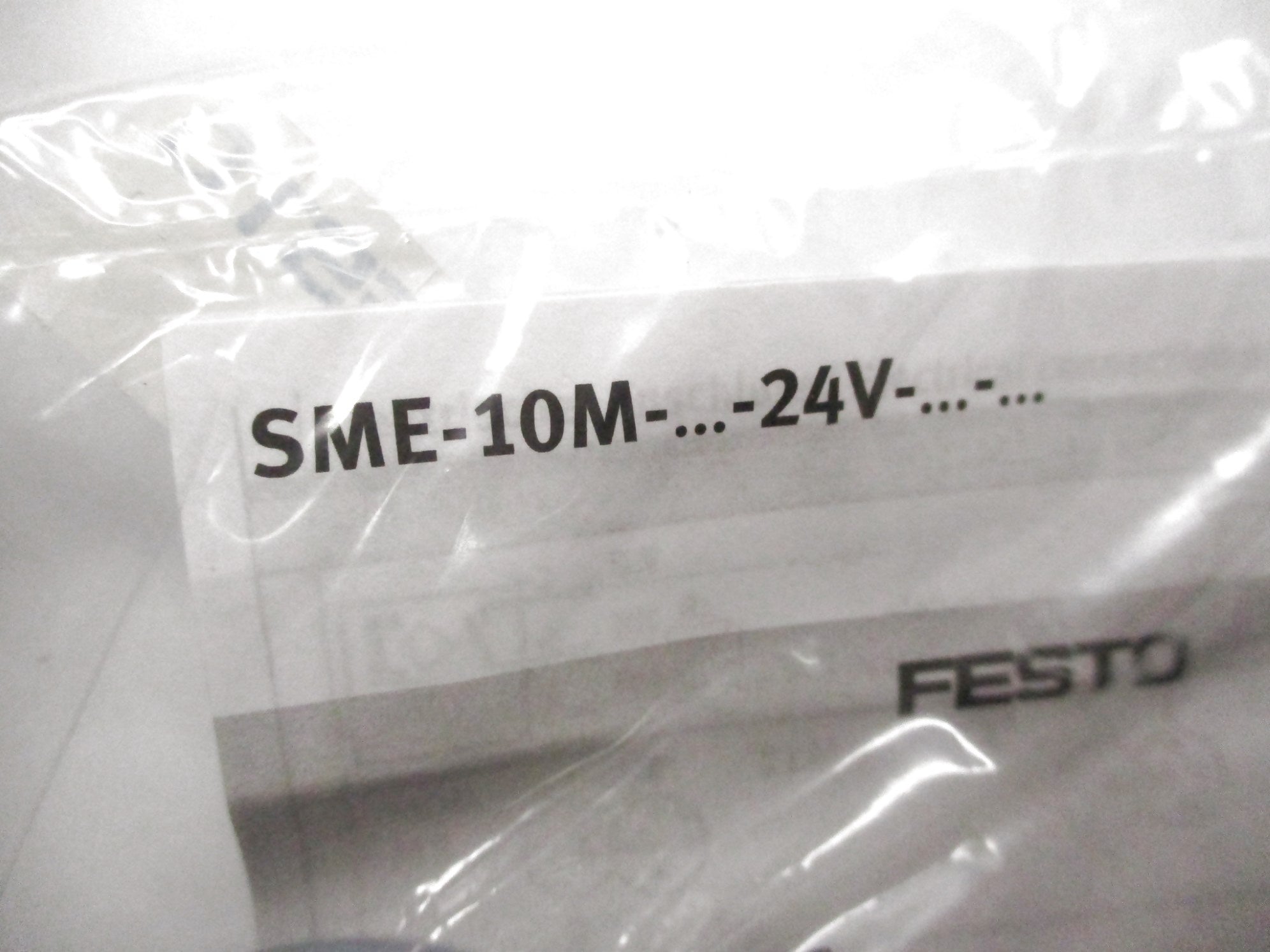 FESTO SME-10M-D5-24V-E-0.3-Q-M8D NSMP