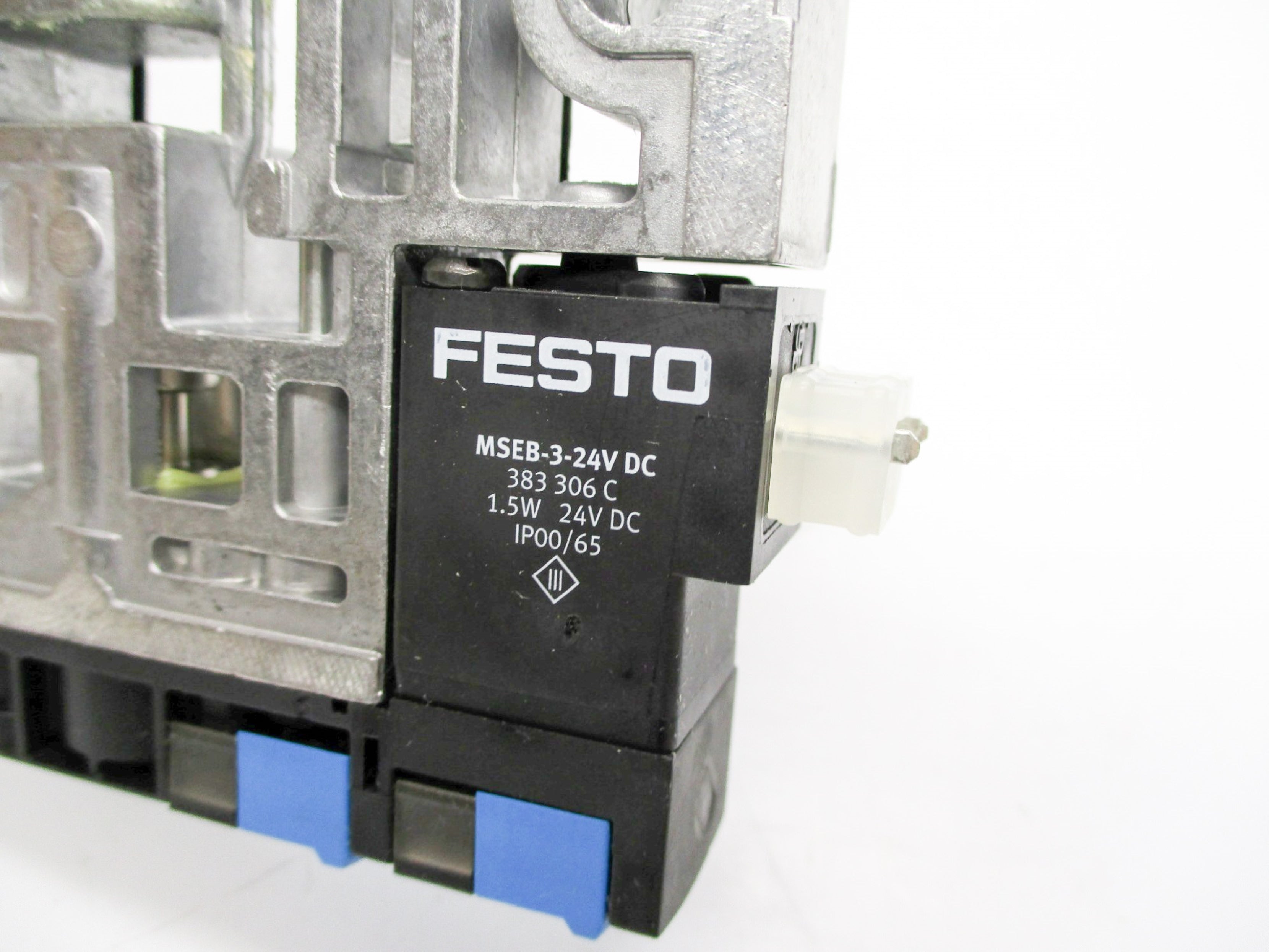 FESTO CPV18-M1H-2X3-GLS-1/4 24VDC (AS PICTURED) NSMP
