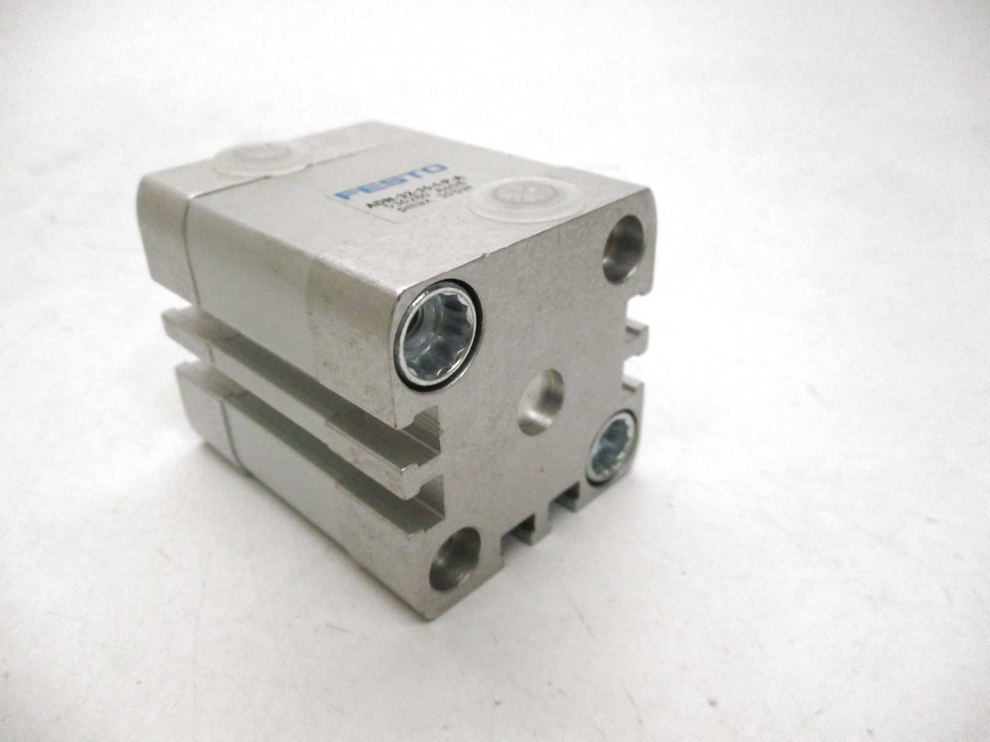FESTO ADN-32-15-I-P-A NSNP