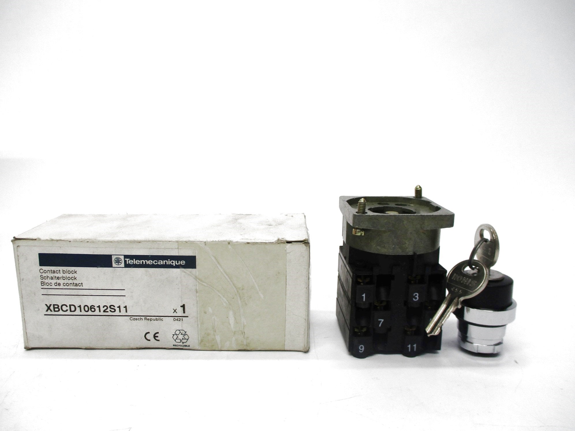 TELEMECANIQUE XBCD10612S11 NSMP
