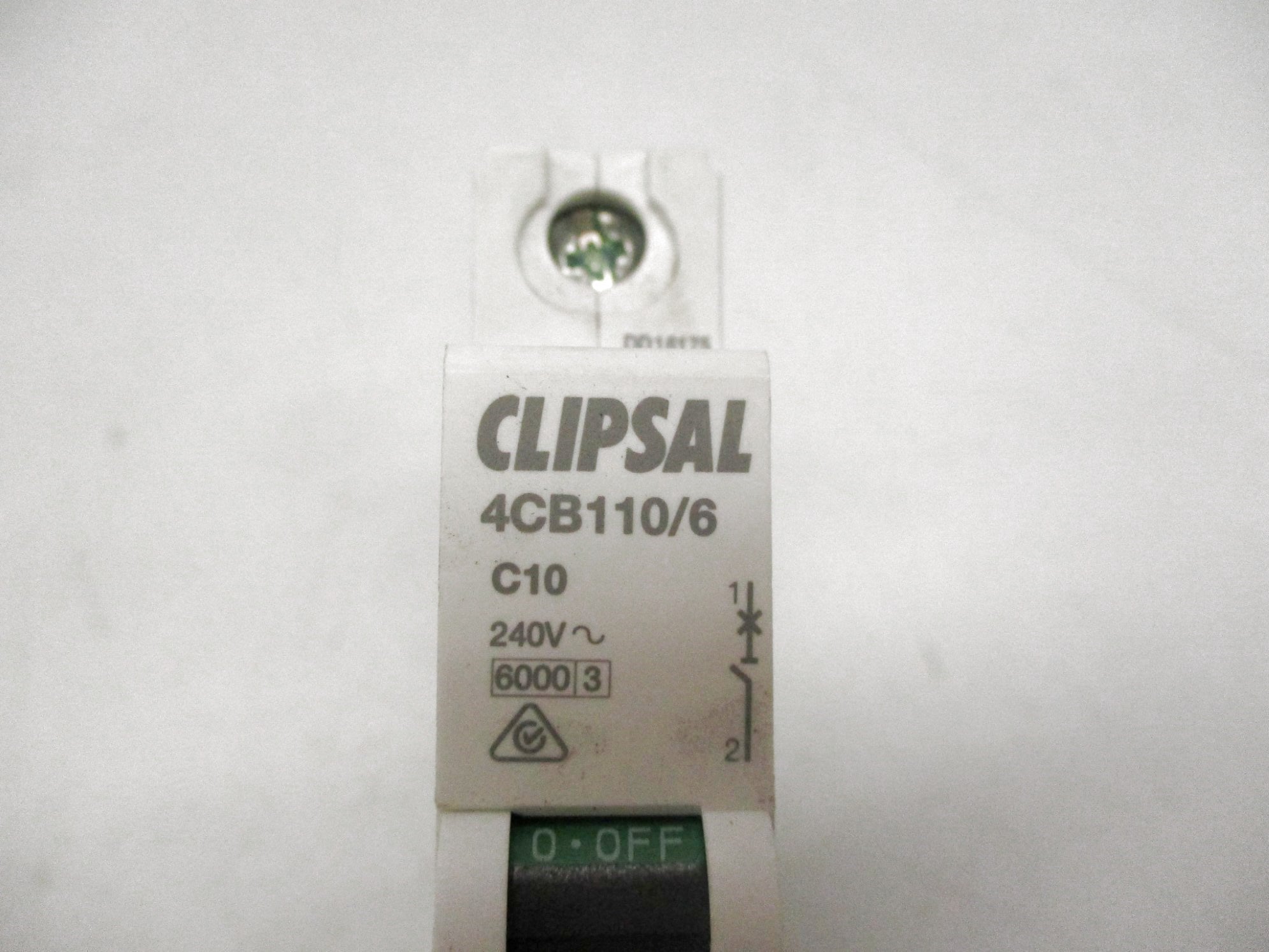 CLIPSAL 4CB110/6 10A 240V NSNP