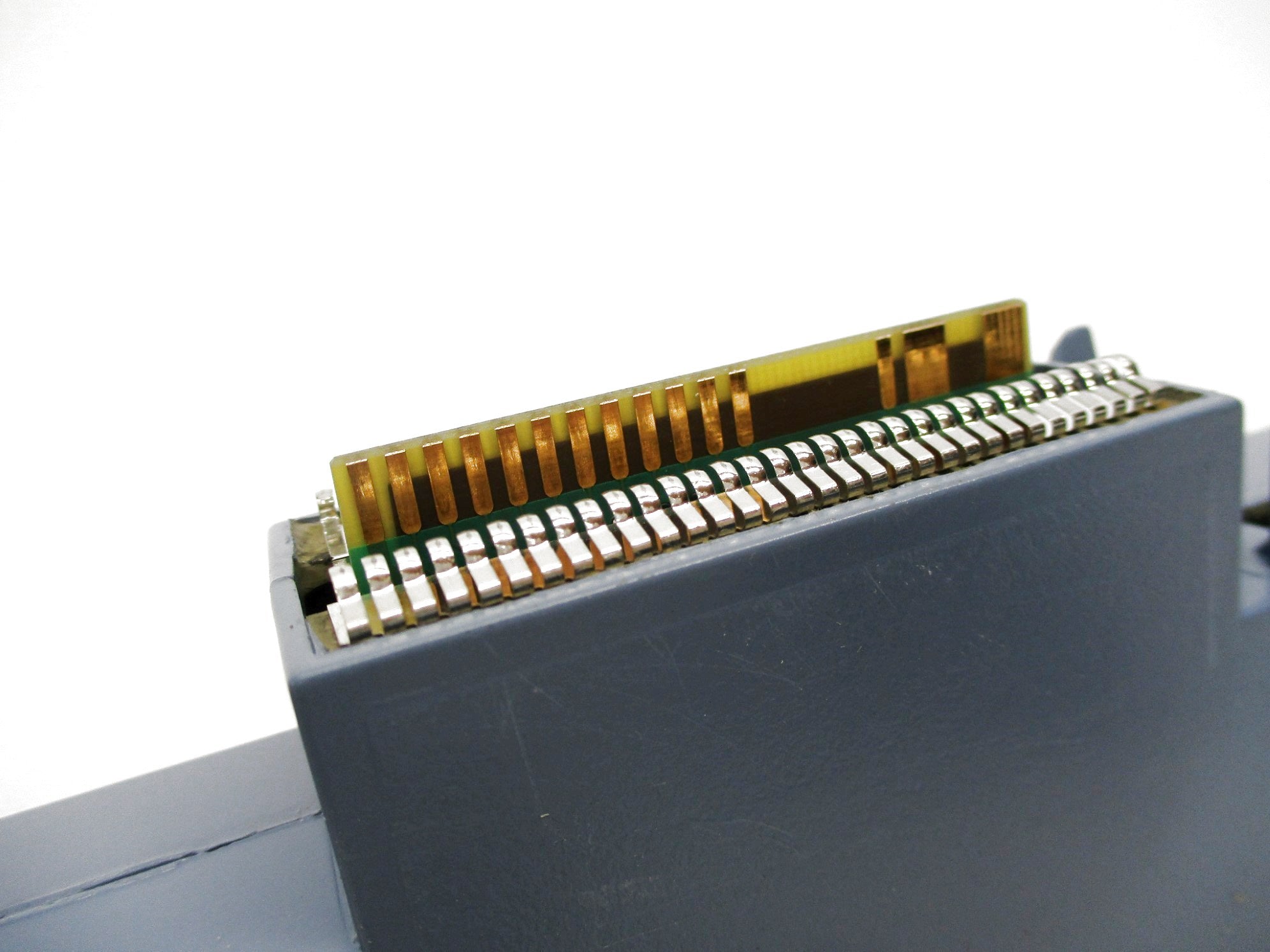 SIEMENS 565-399 UNMP