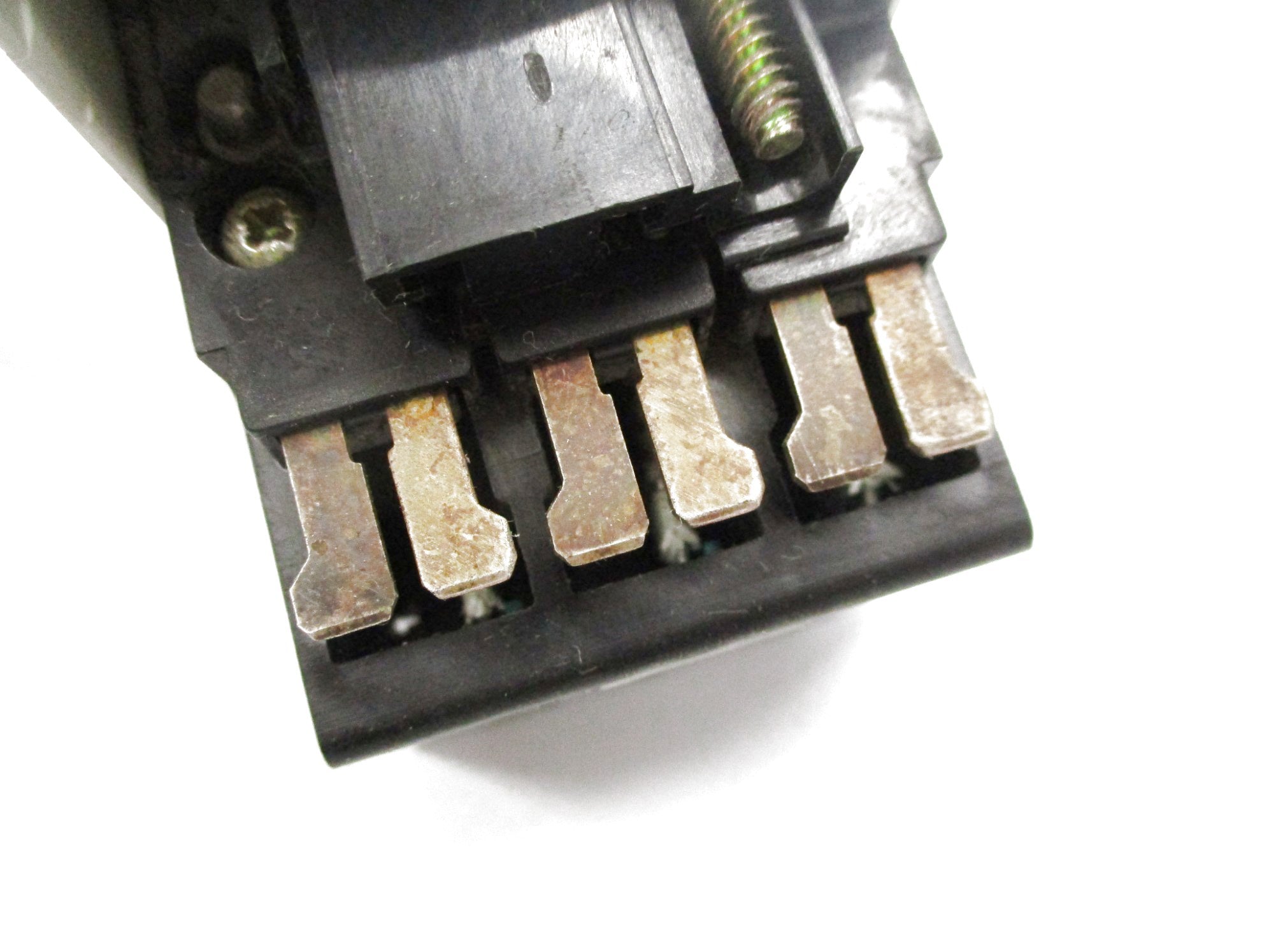 TELEMECANIQUE LB1LB03P05 0.63-1A UNMP